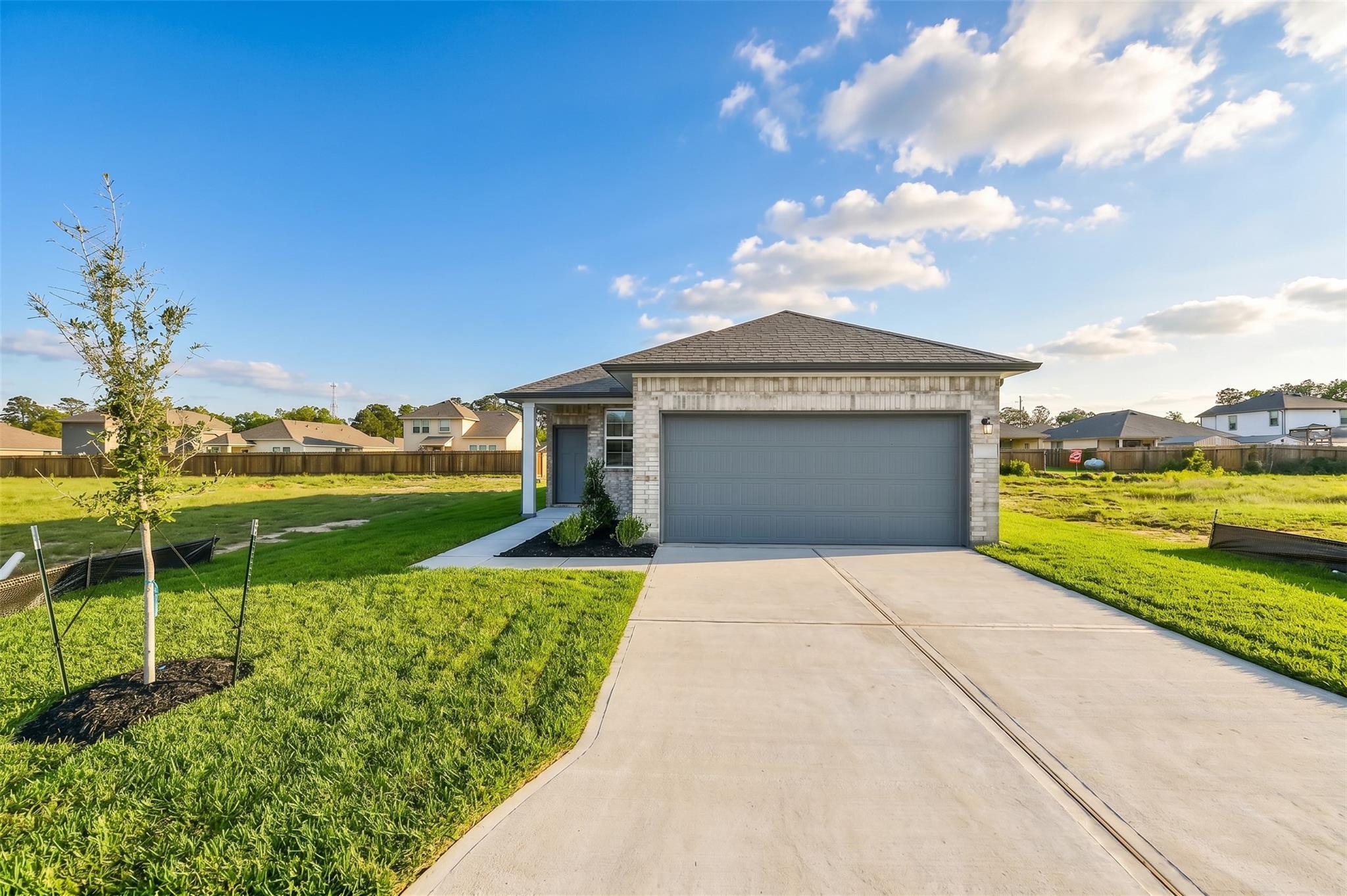 Exterior view of Davidson Homes' New Home at 10971 Independence Road
