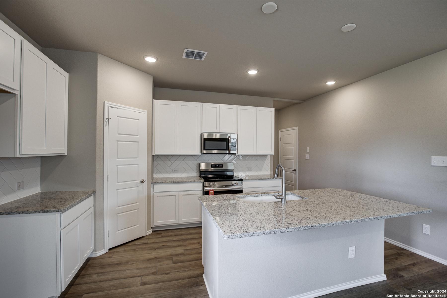 Image 14 of Davidson Homes' New Home at 6515 Lowrie Block