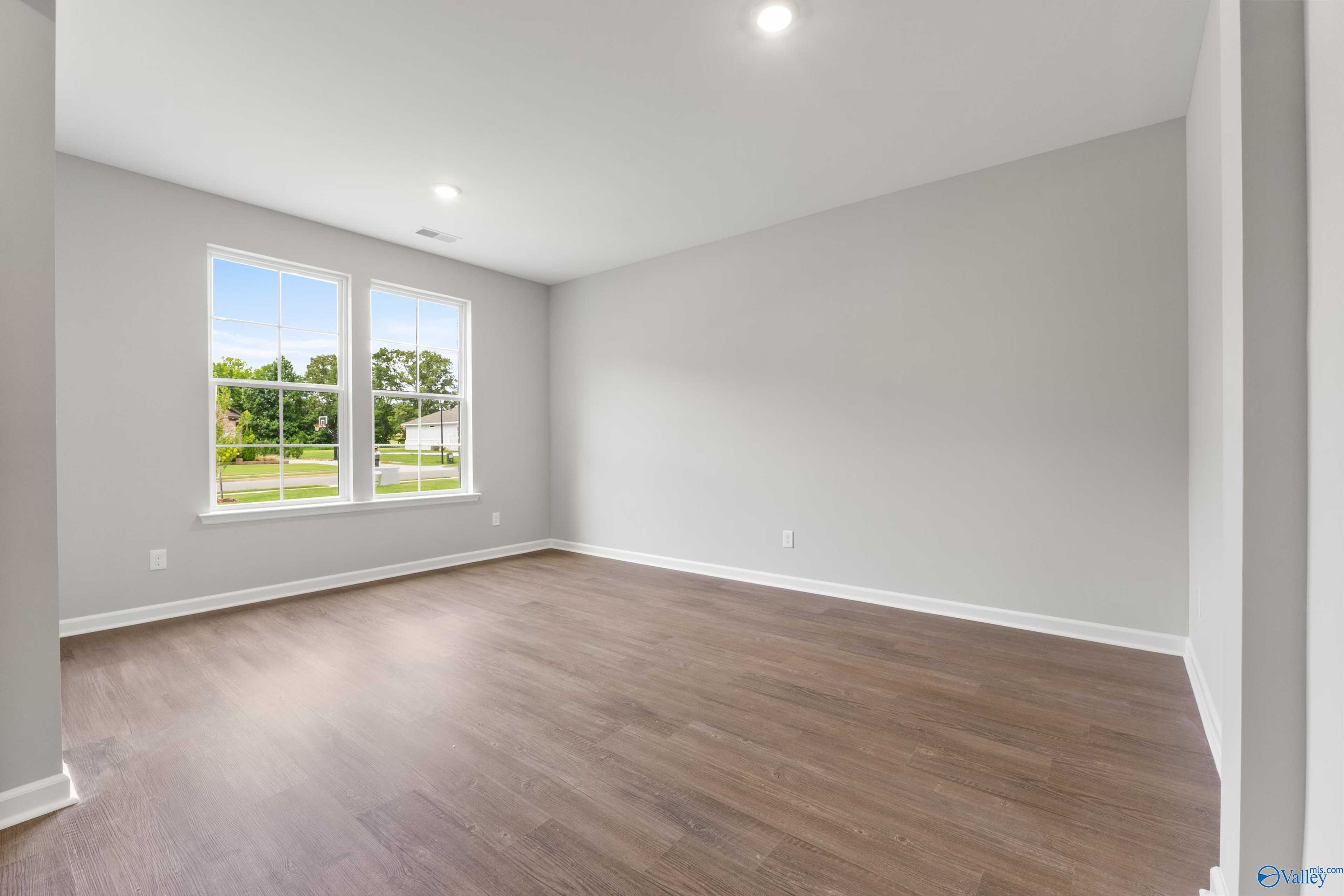 Image 10 of Davidson Homes' New Home at 301 Merrydale Dr