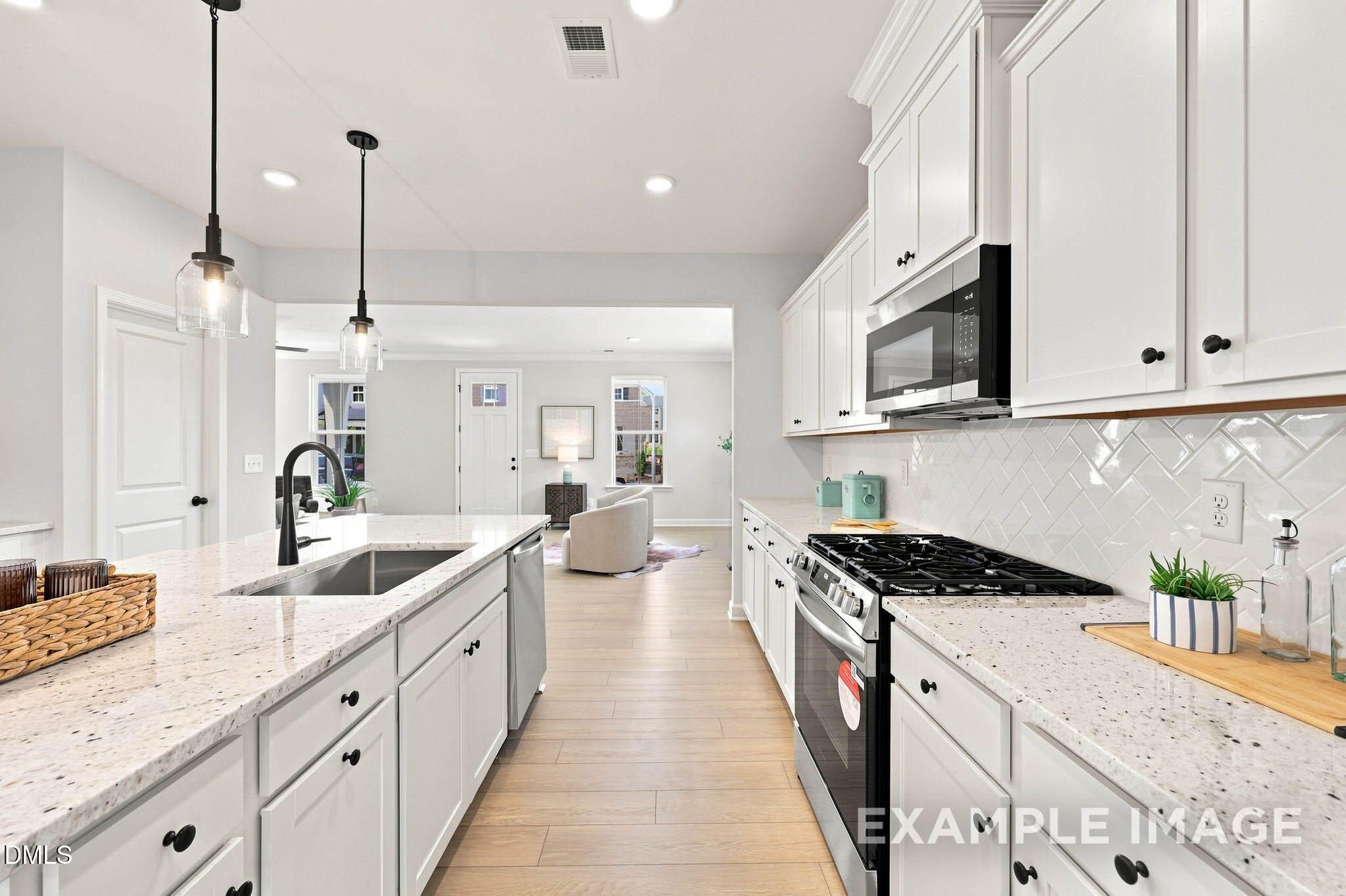 Image 13 of Davidson Homes' New Home at 816 Carpet Grass Avenue
