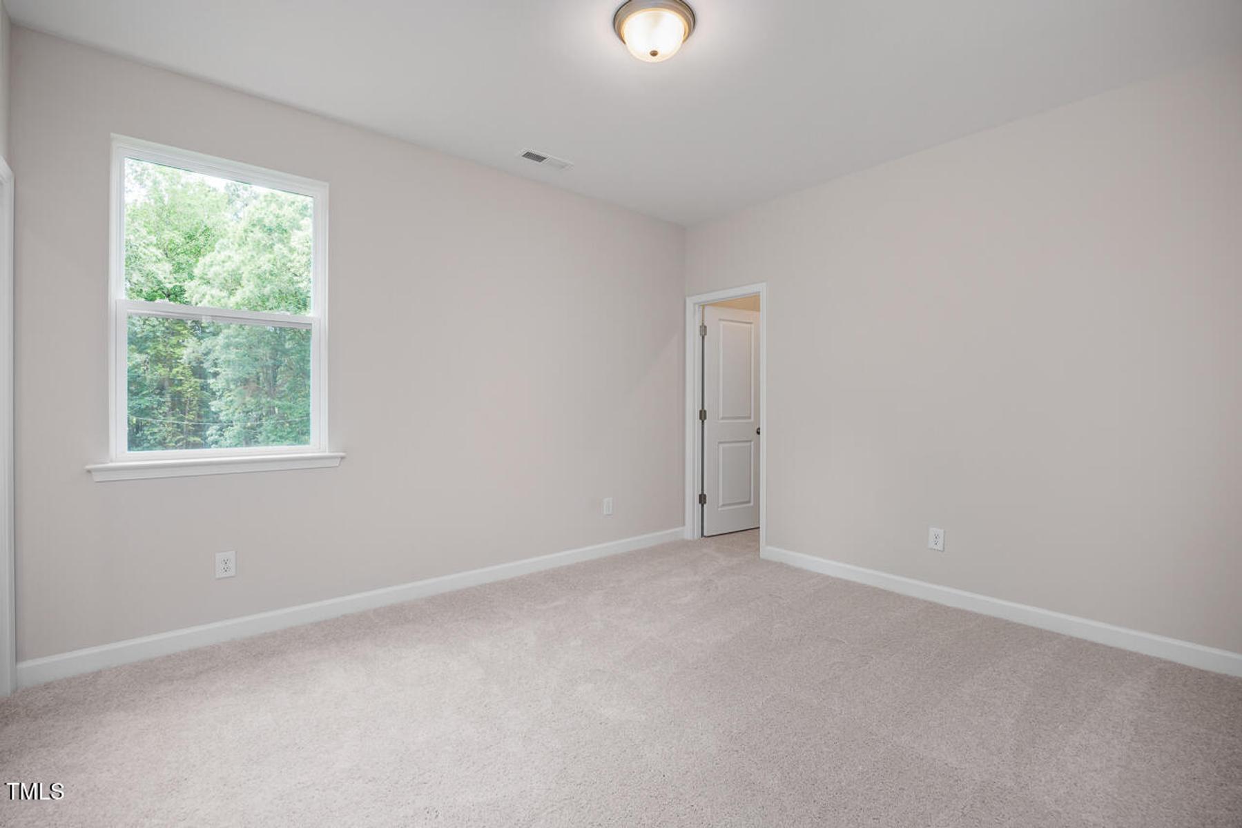 Image 20 of Davidson Homes' New Home at 456 Golden Dragonfly Street