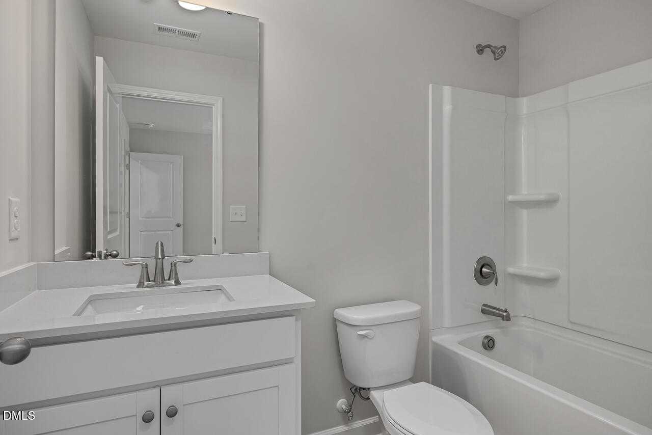 Image 20 of Davidson Homes' New Home at 276 Gregory Village Drive