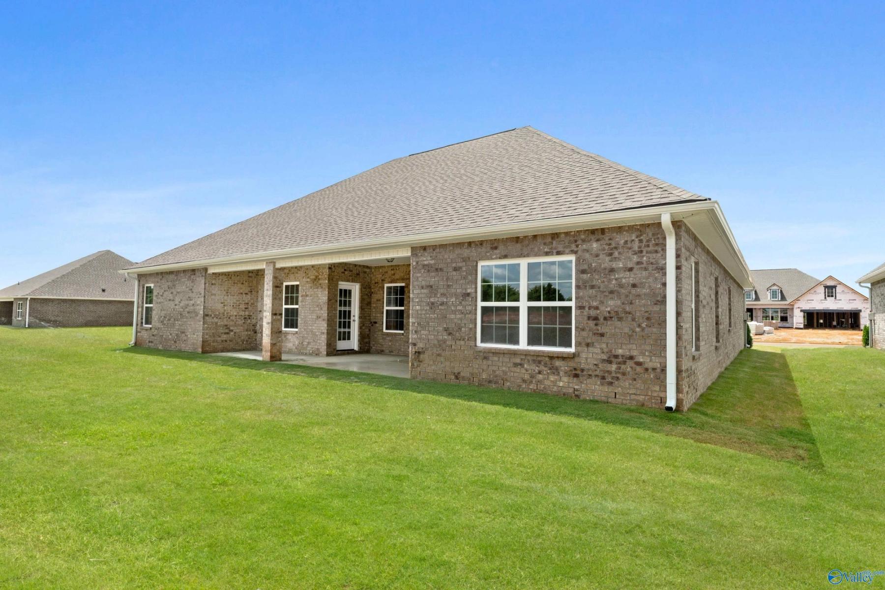 Image 33 of Davidson Homes' New Home at 213 Kendall Farms Boulevard