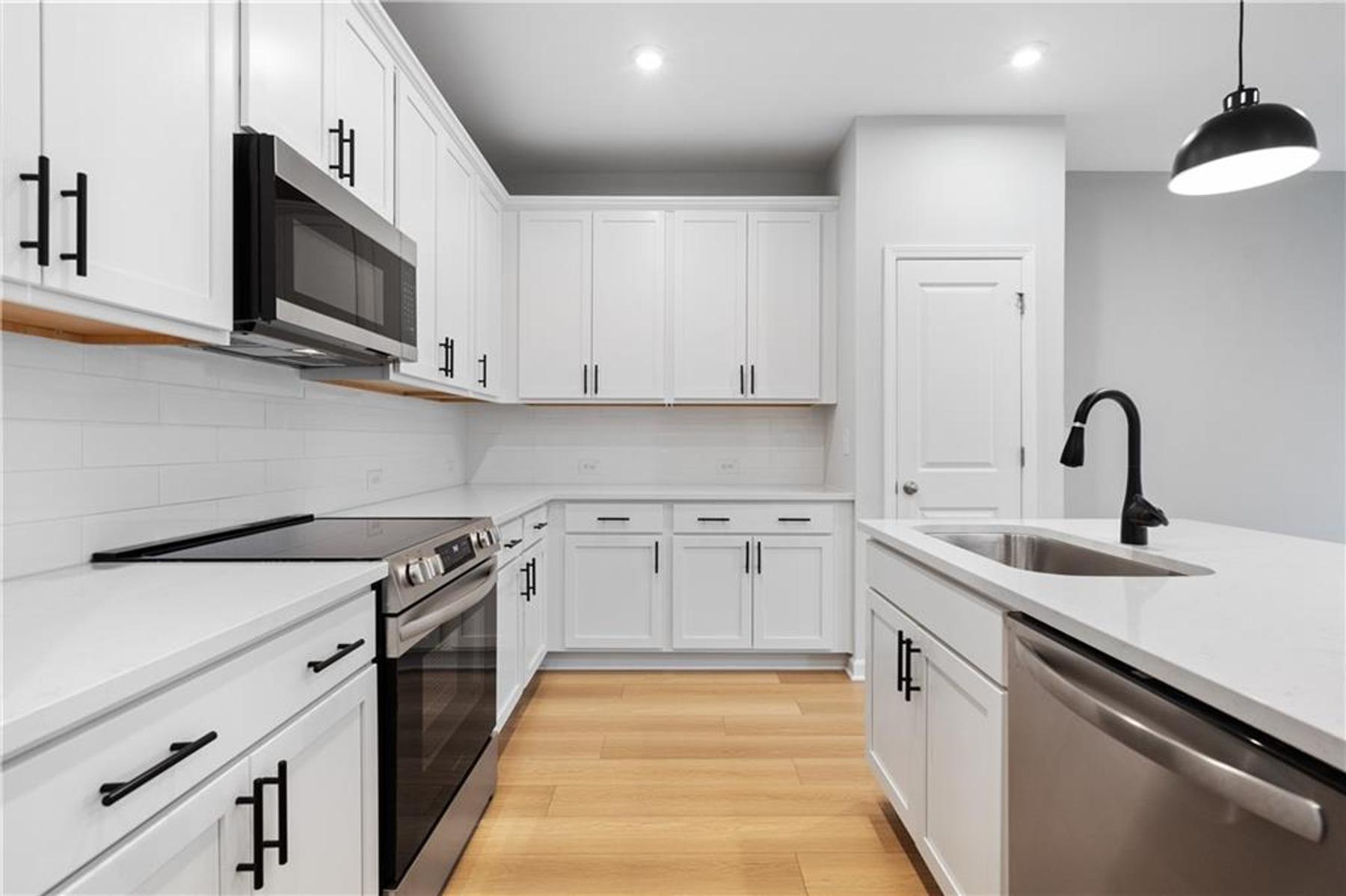 Image 39 of Davidson Homes' New Home at 512 Crown Drive