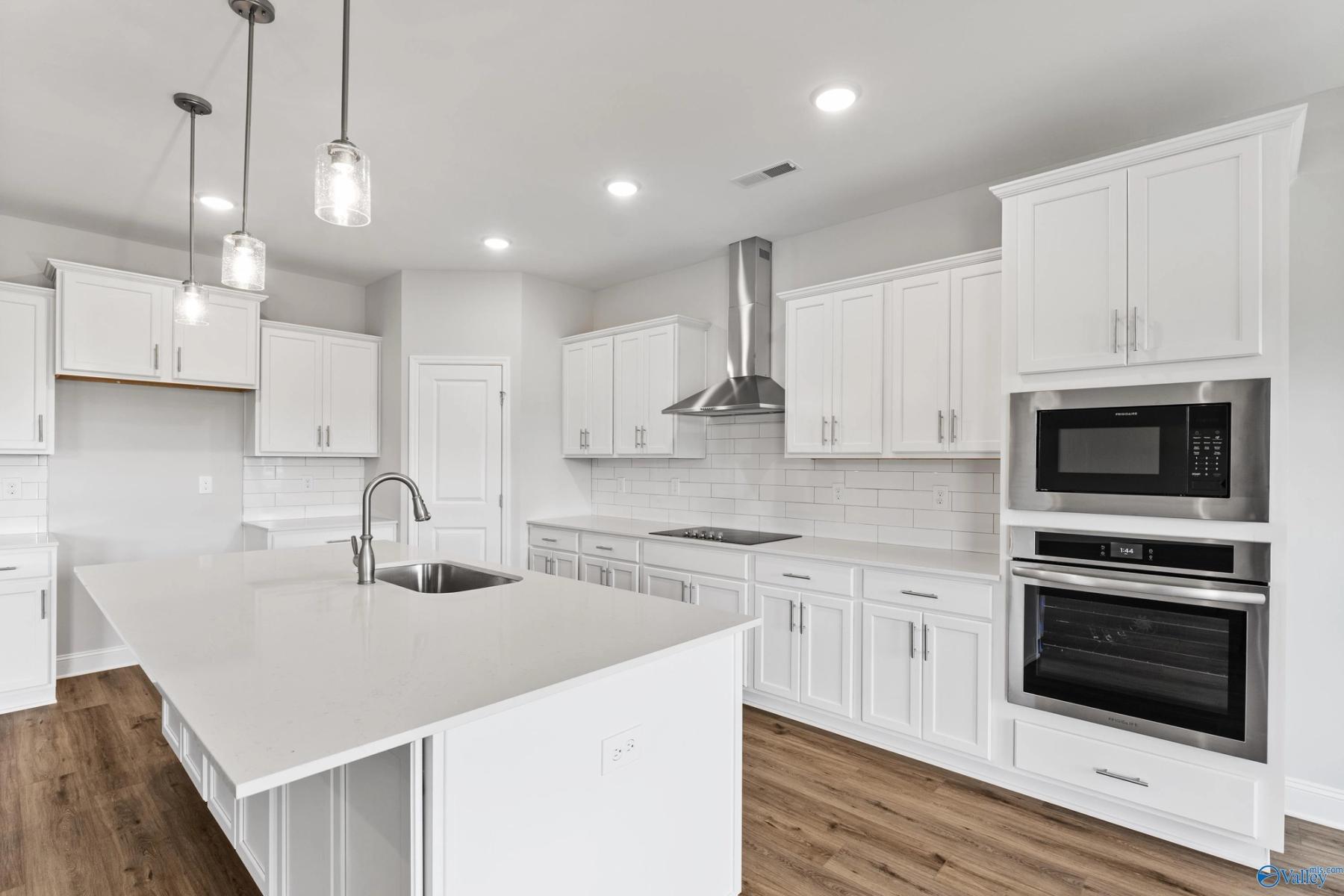 Image 6 of Davidson Homes' New Home at 102 Goodwood Lane