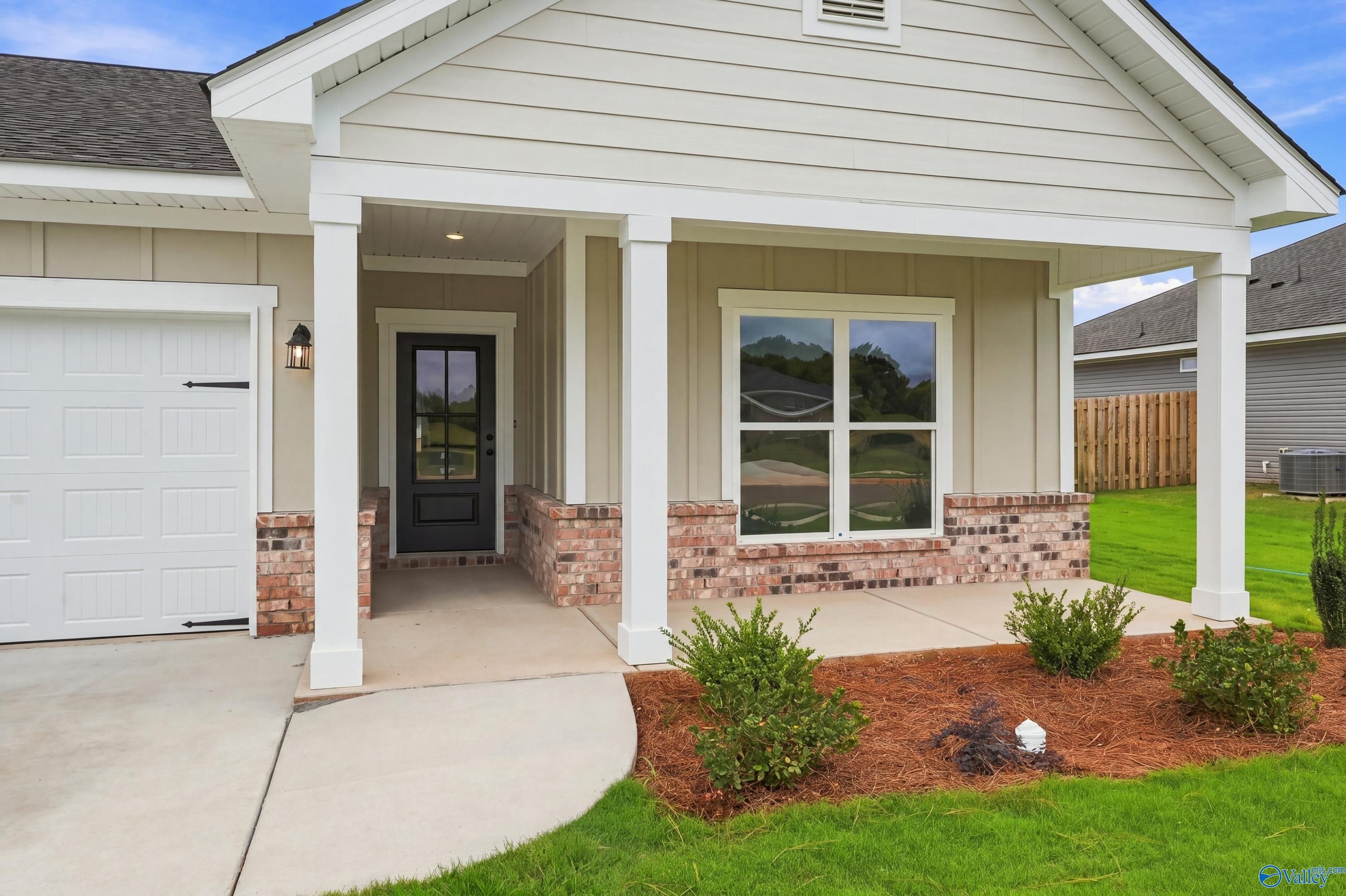 Image 5 of Davidson Homes' New Home at 138 Plum Tree Lane