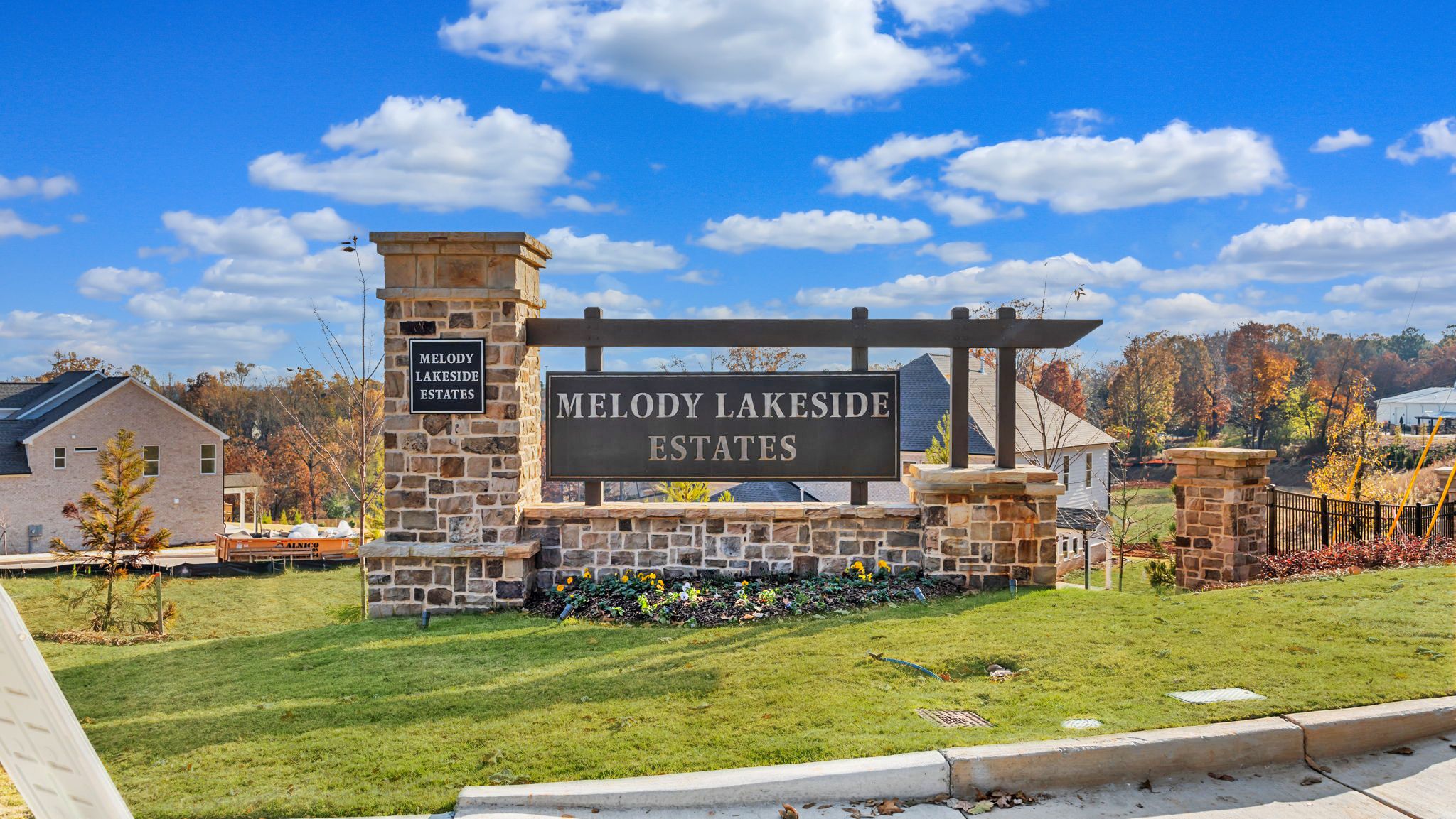 Melody Lakeside Estates front entrance monument