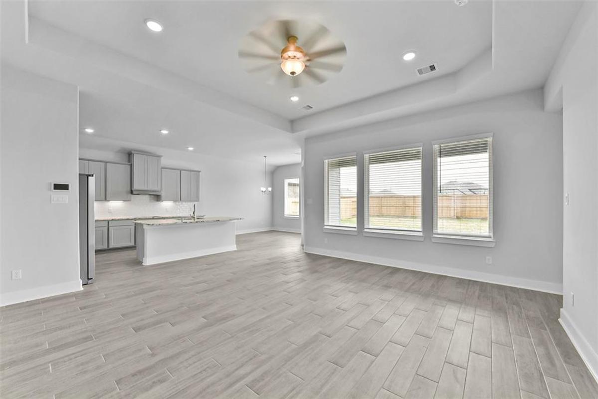 Image 7 of Davidson Homes' New Home at 2523 Seashore Creek Drive