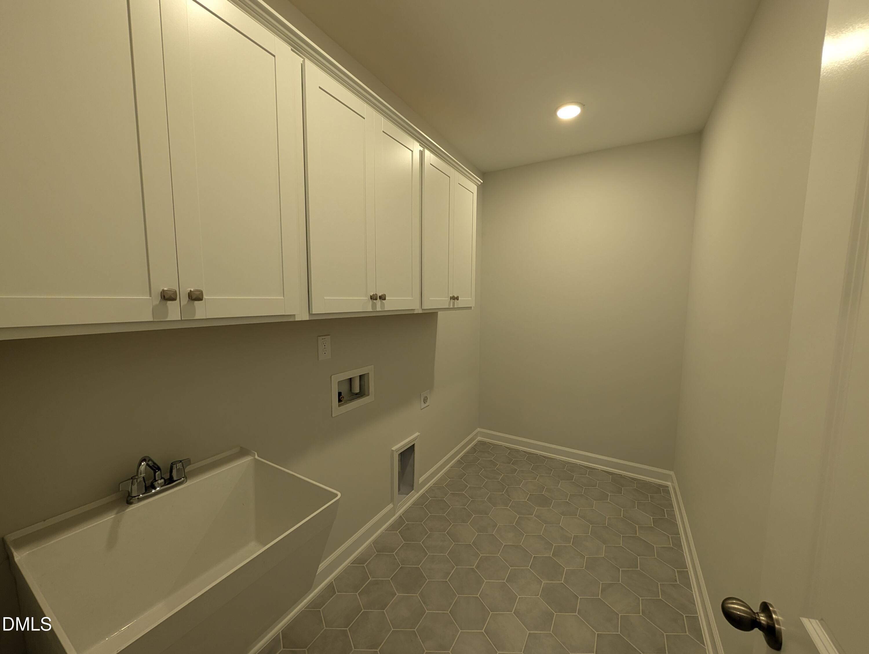 Image 6 of Davidson Homes' New Home at 905 Diana Victoria Court