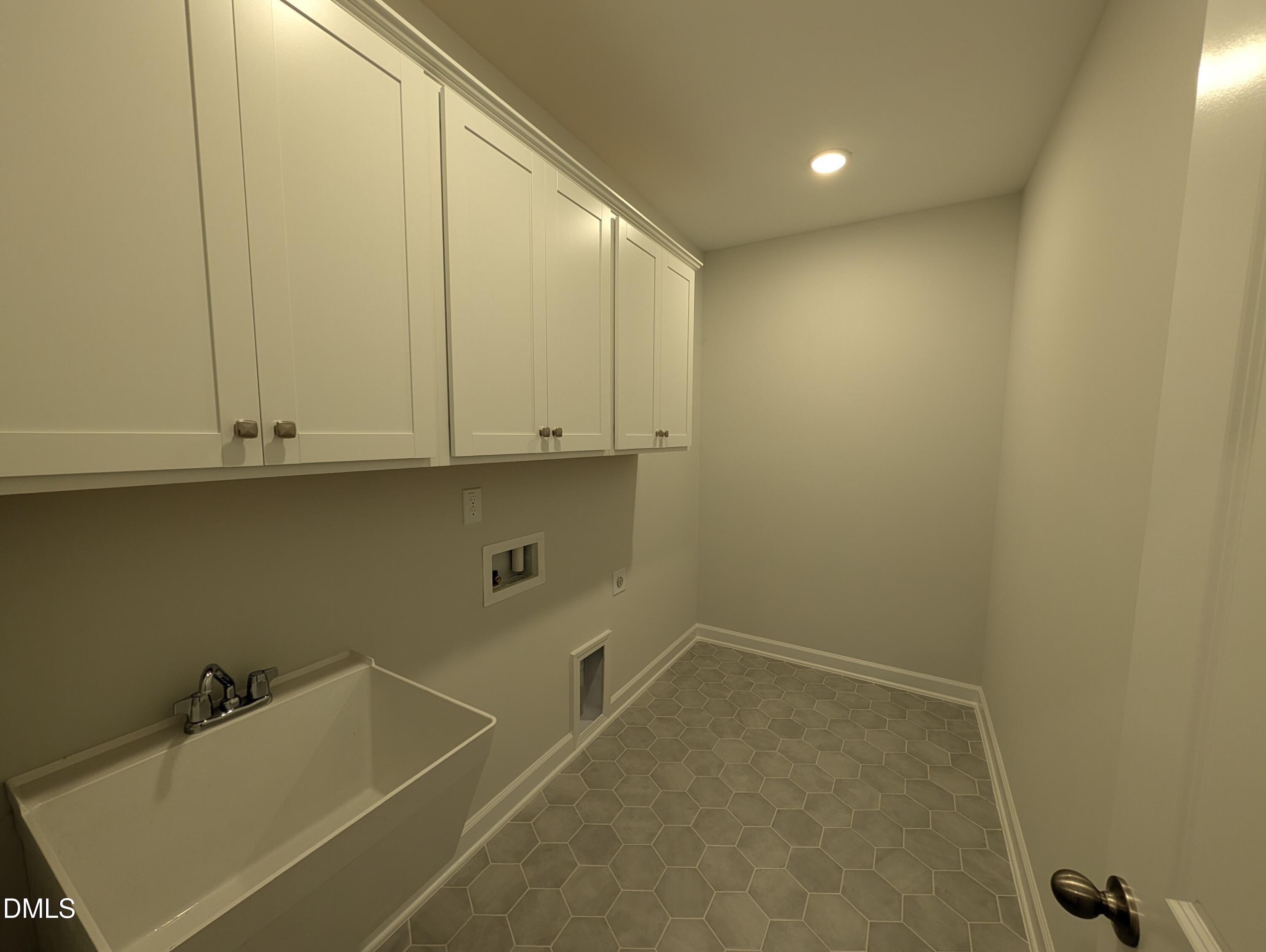 Image 6 of Davidson Homes' New Home at 905 Diana Victoria Court