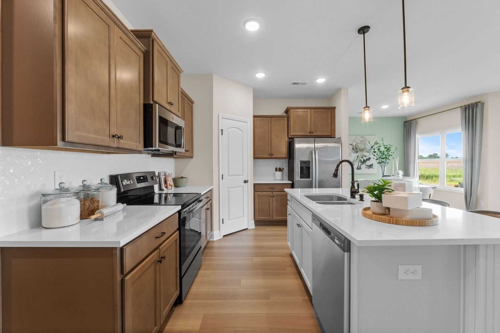 Image 4 of Davidson Homes' New Home at 218 Briarwood Drive