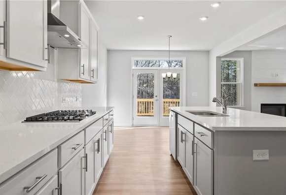 Image 6 of Davidson Homes' New Home at 305 Riverwood Pass