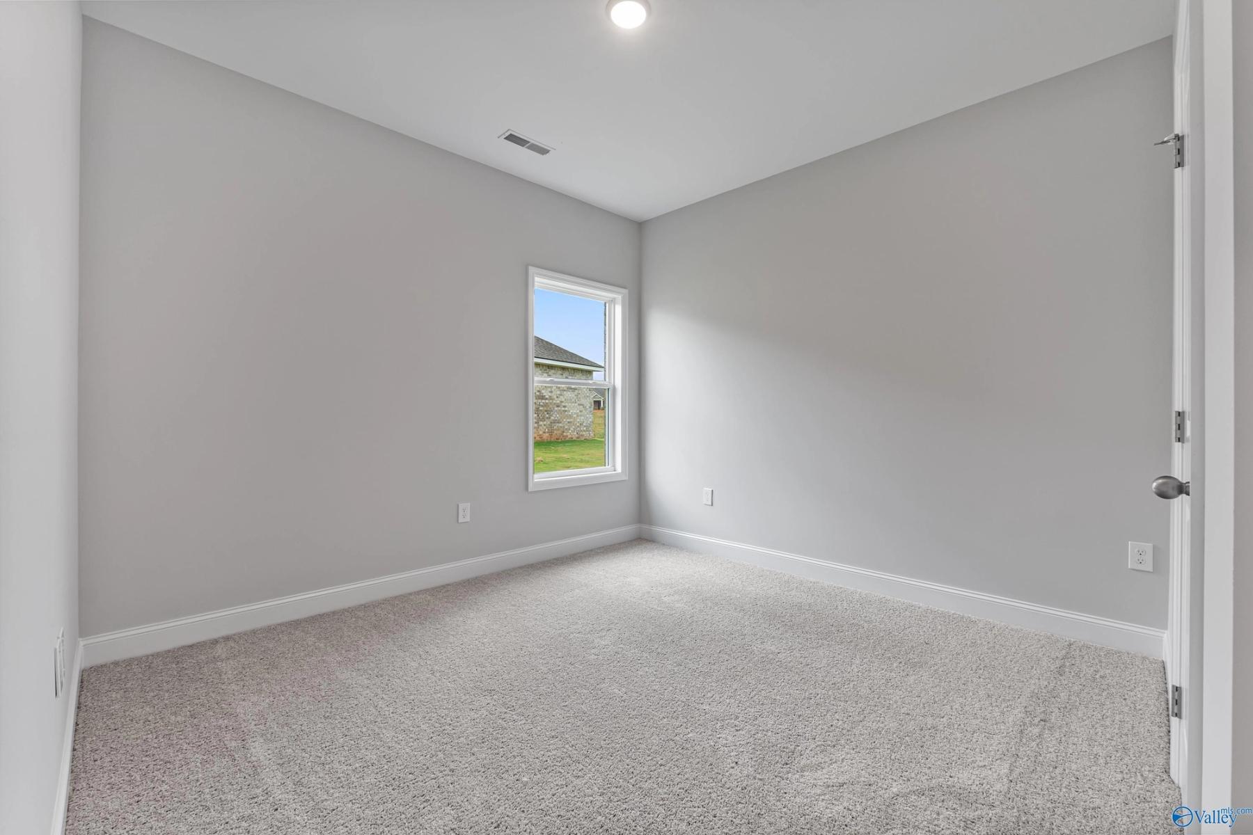 Image 7 of Davidson Homes' New Home at 152 Heritage Lakes Boulevard