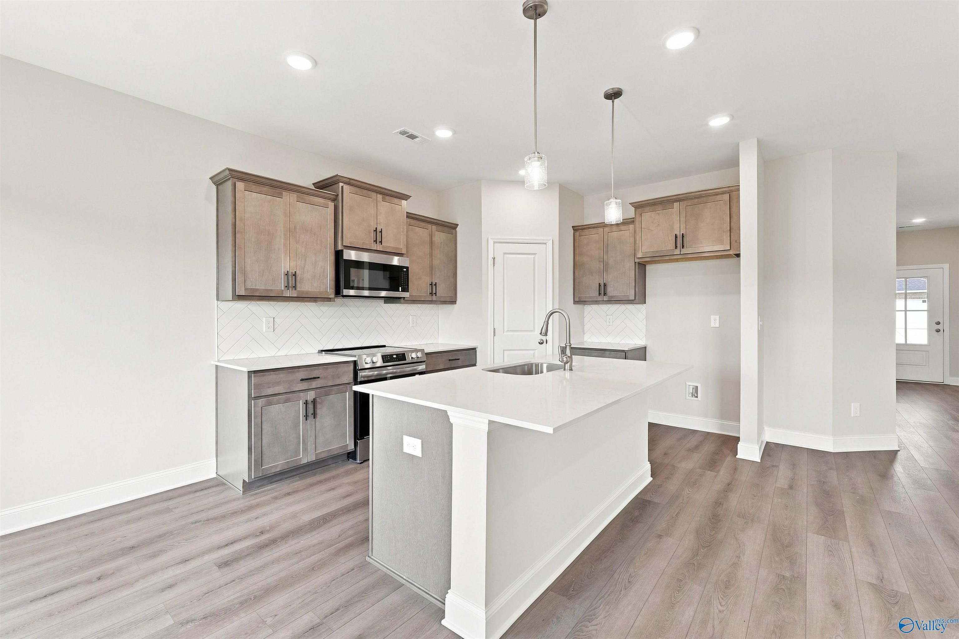Image 2 of Davidson Homes' New Home at 227 Jerrie Lynn Boulevard