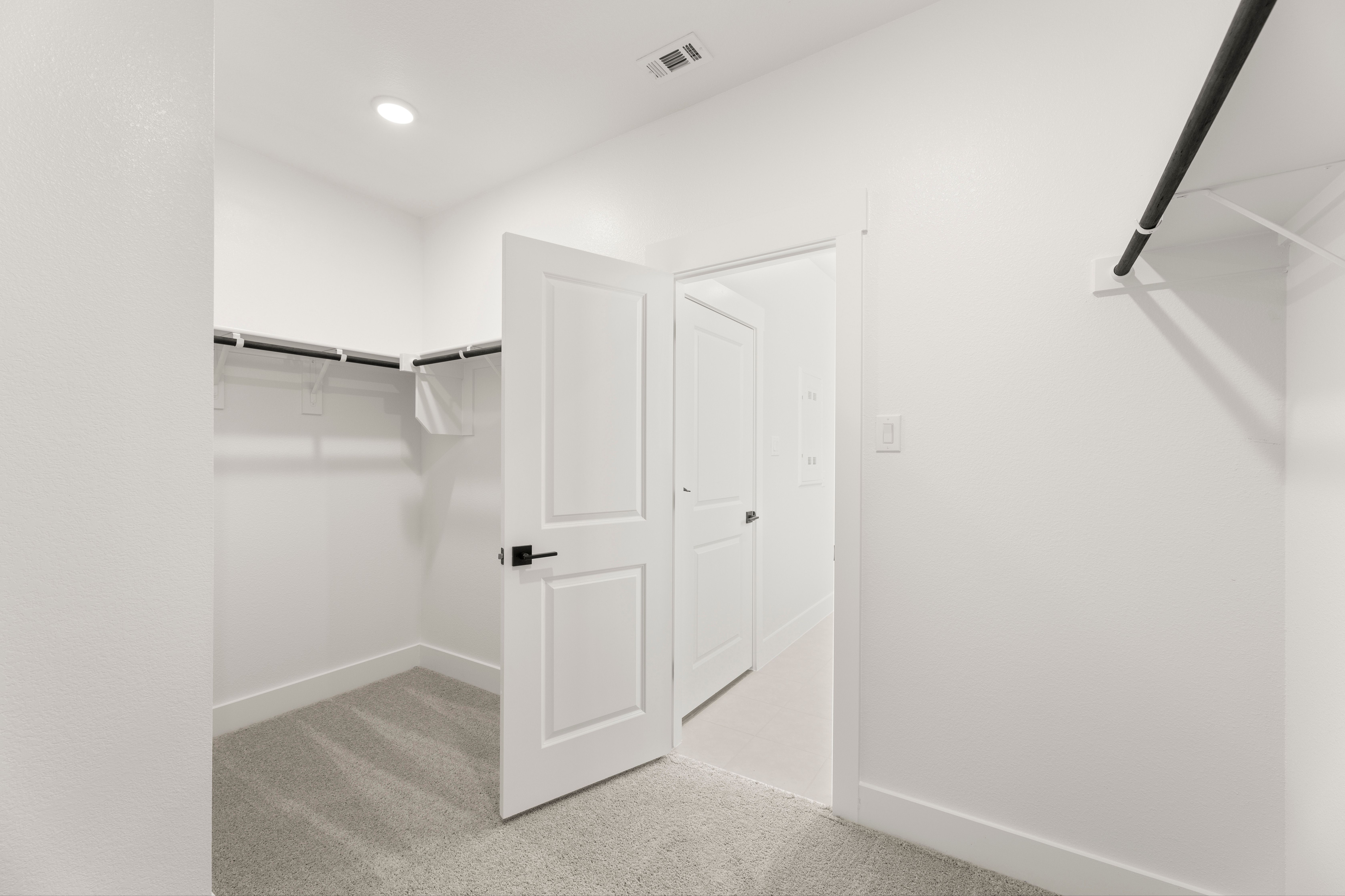 Image 17 of Davidson Homes' New Home at 214 Saddletree Dr