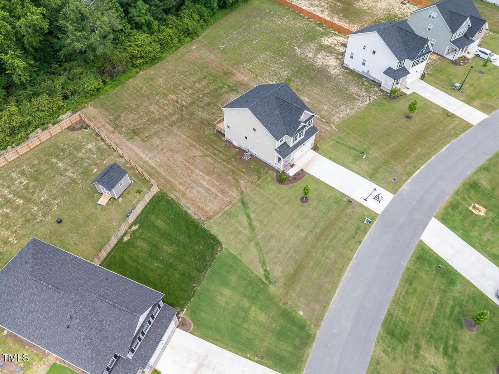 Image 21 of Davidson Homes' New Home at 176 Van Winkle Street