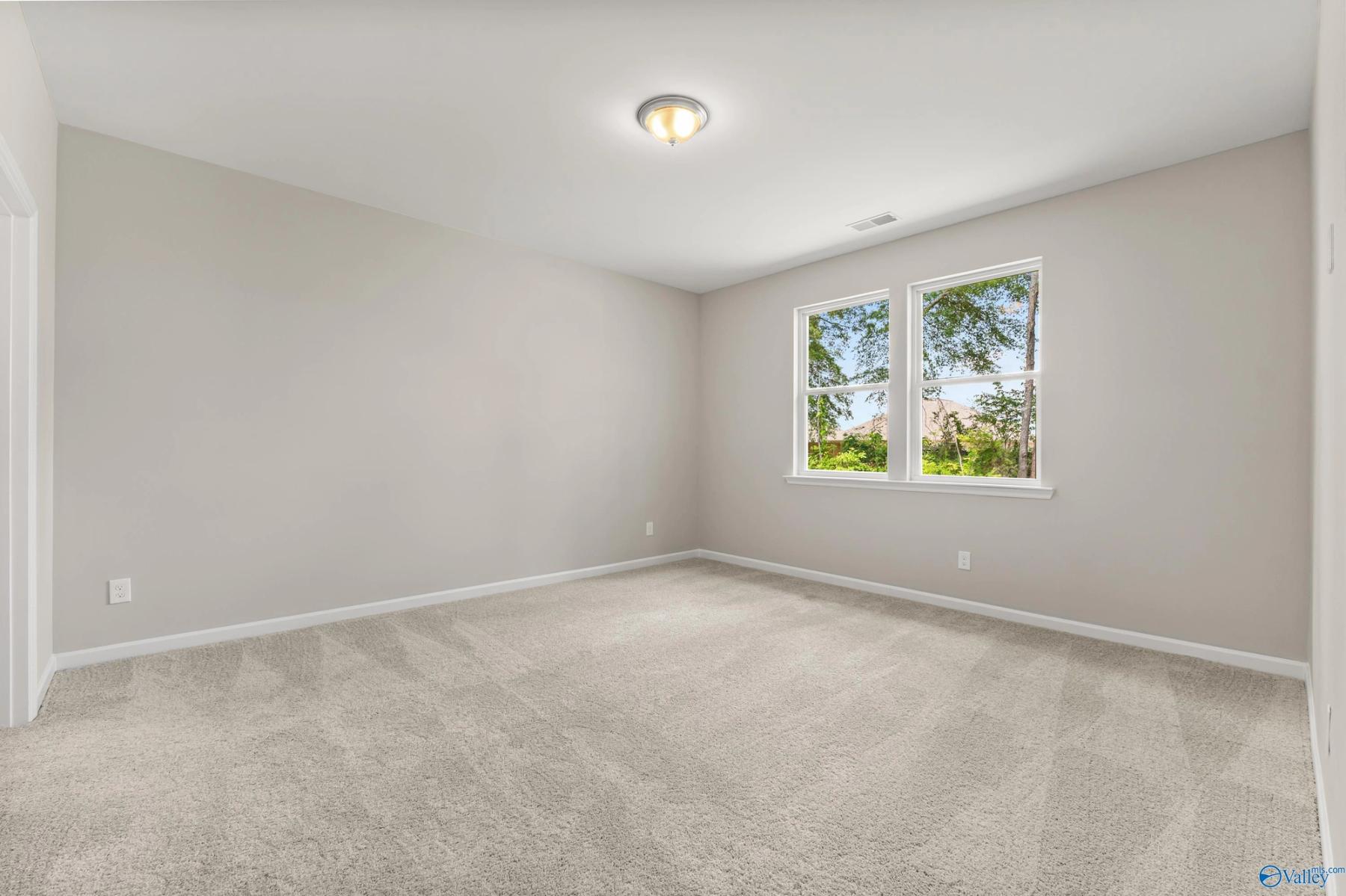 Image 15 of Davidson Homes' New Home at 117 Evergreen Mill Ln