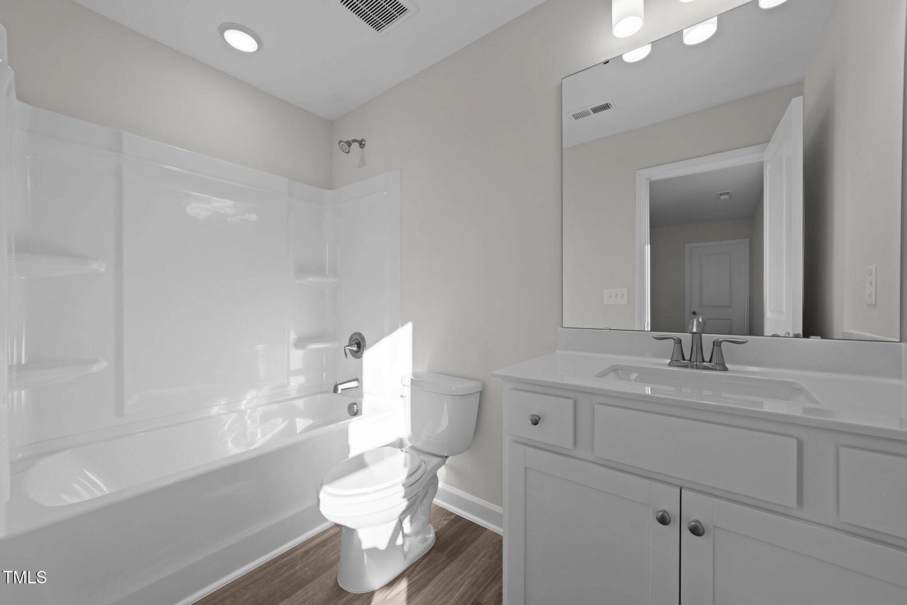 Image 29 of Davidson Homes' New Home at 432 Golden Dragonfly Street