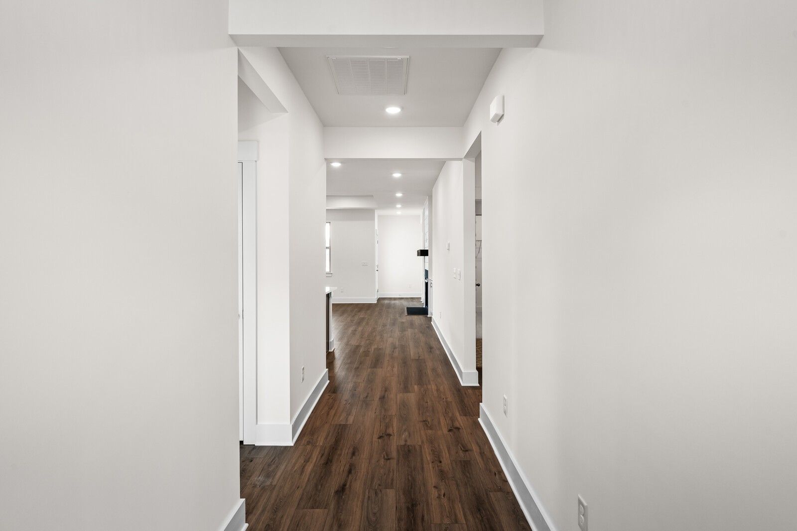 Image 5 of Davidson Homes' New Home at 414 Old Spring Lane
