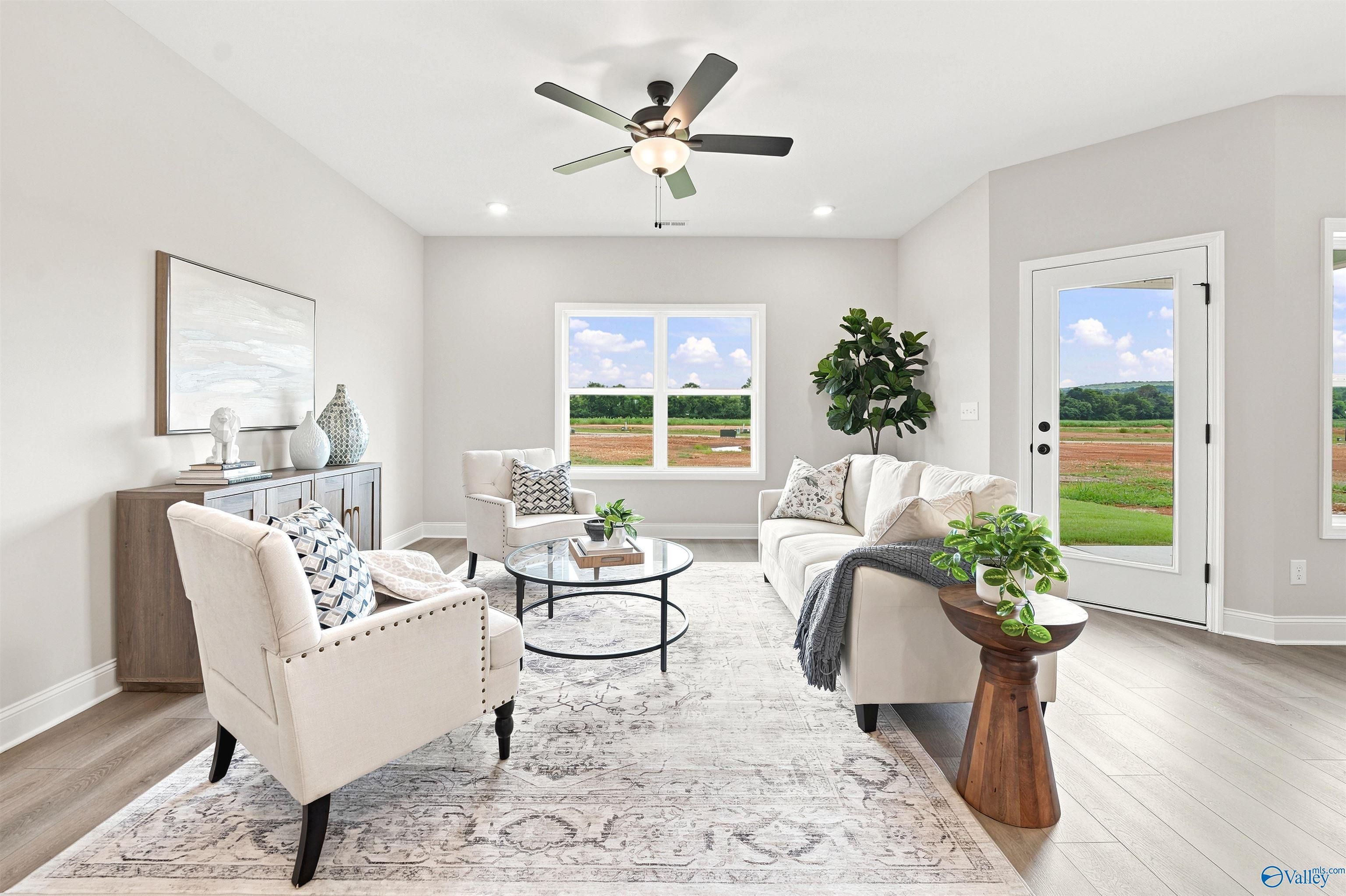 Image 9 of Davidson Homes' New Home at 121 Berry Cove Avenue