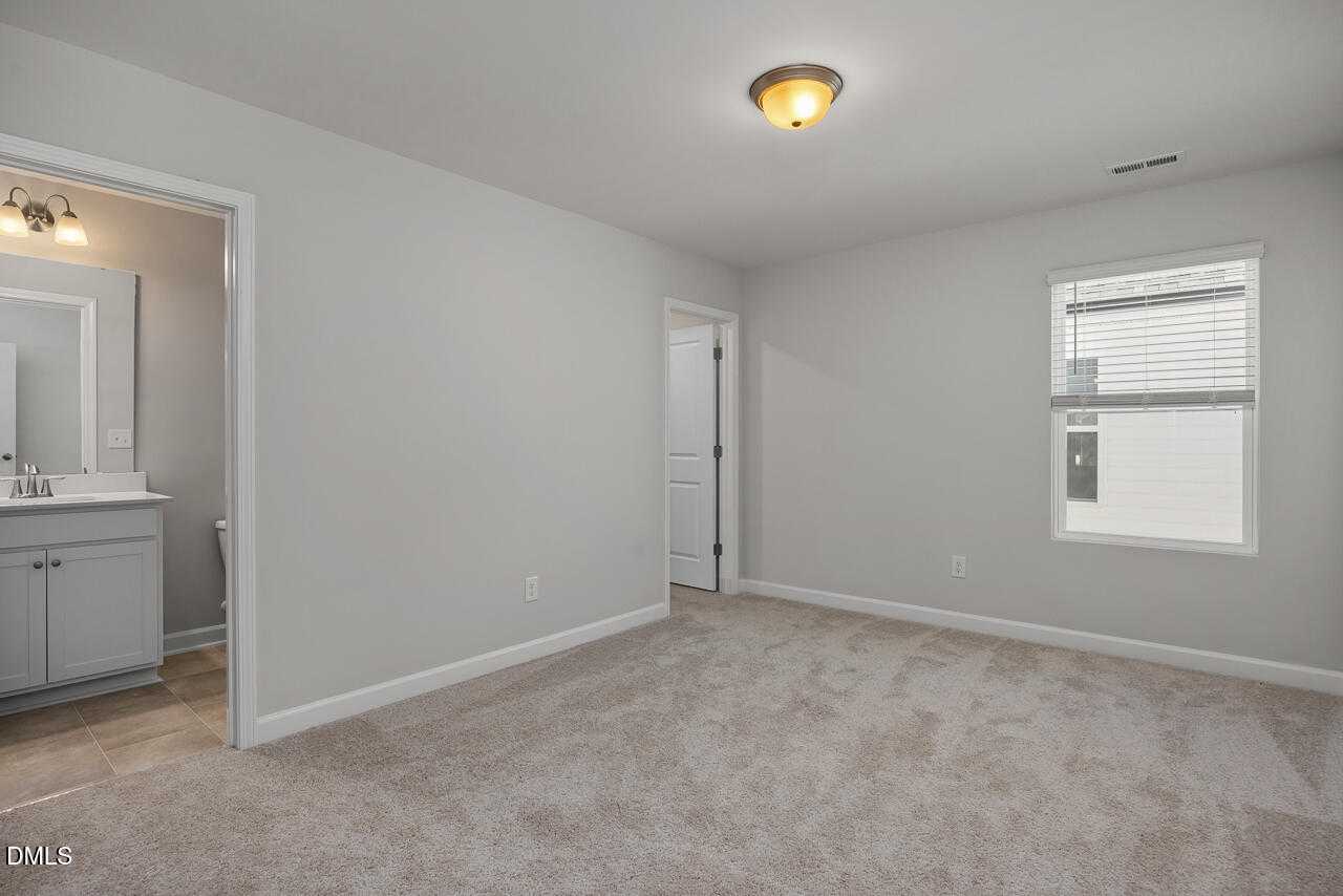 Image 19 of Davidson Homes' New Home at 276 Gregory Village Drive