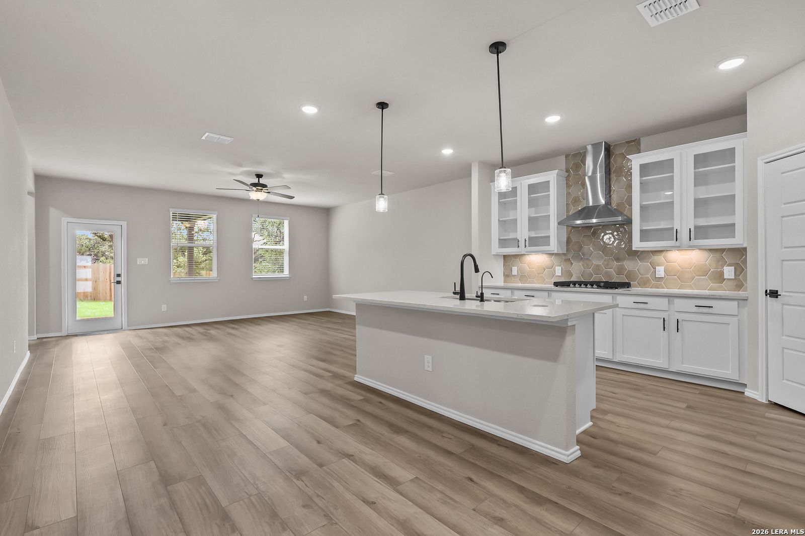 Image 5 of Davidson Homes' New Home at 10502 Briceway Fall