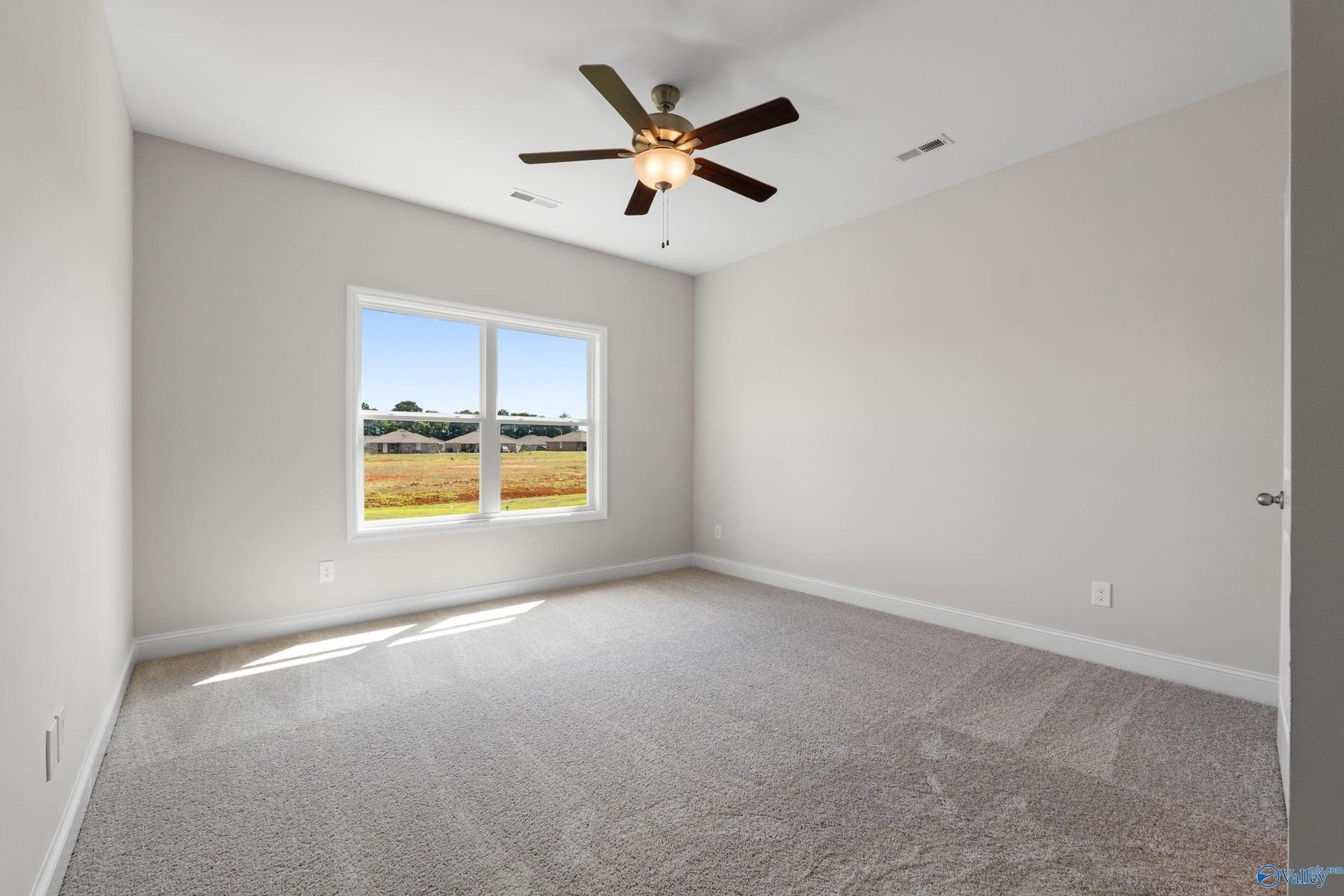 Image 9 of Davidson Homes' New Home at 233 Jerrie Lynn Boulevard