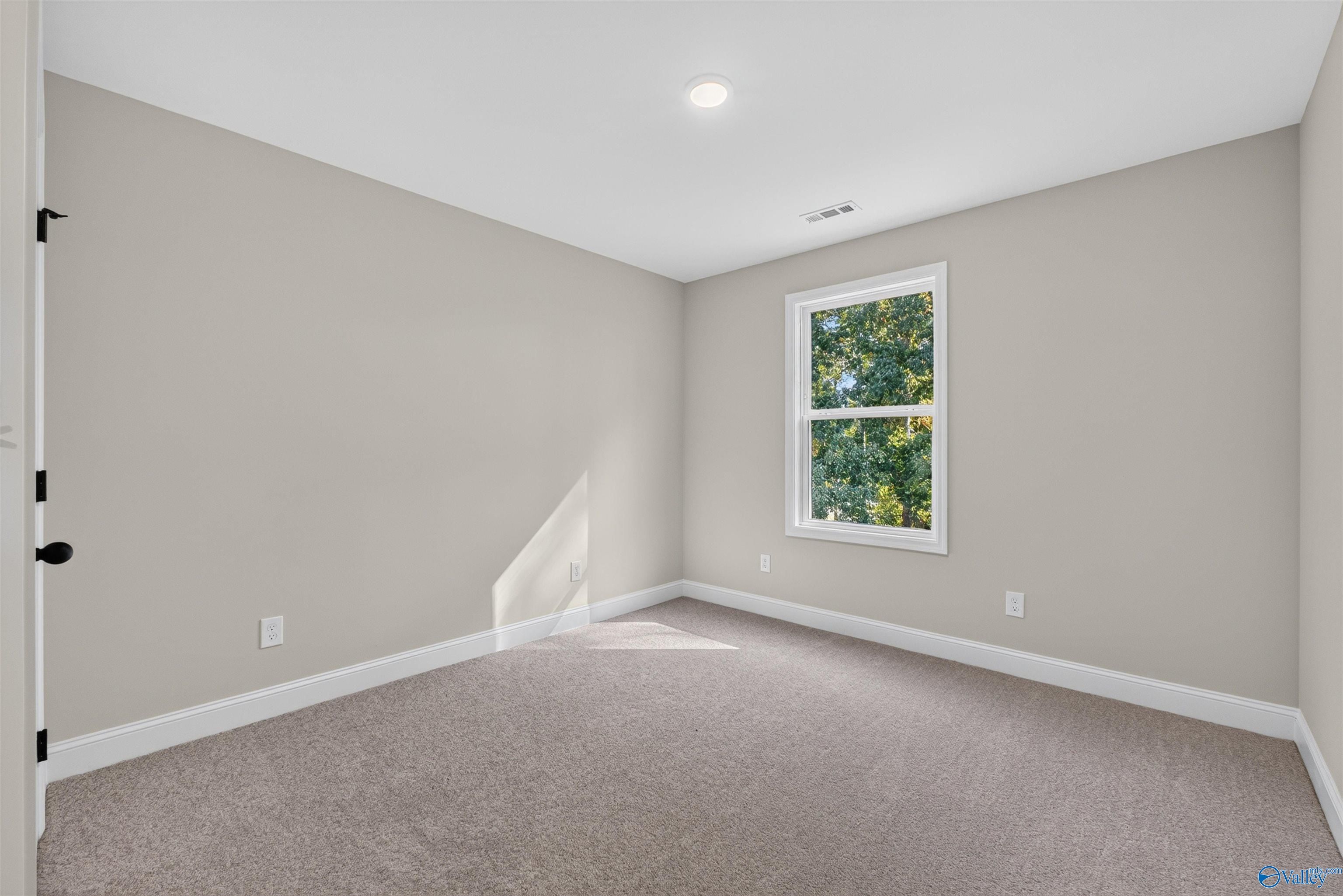 Image 12 of Davidson Homes' New Home at 38 Aurora Circle