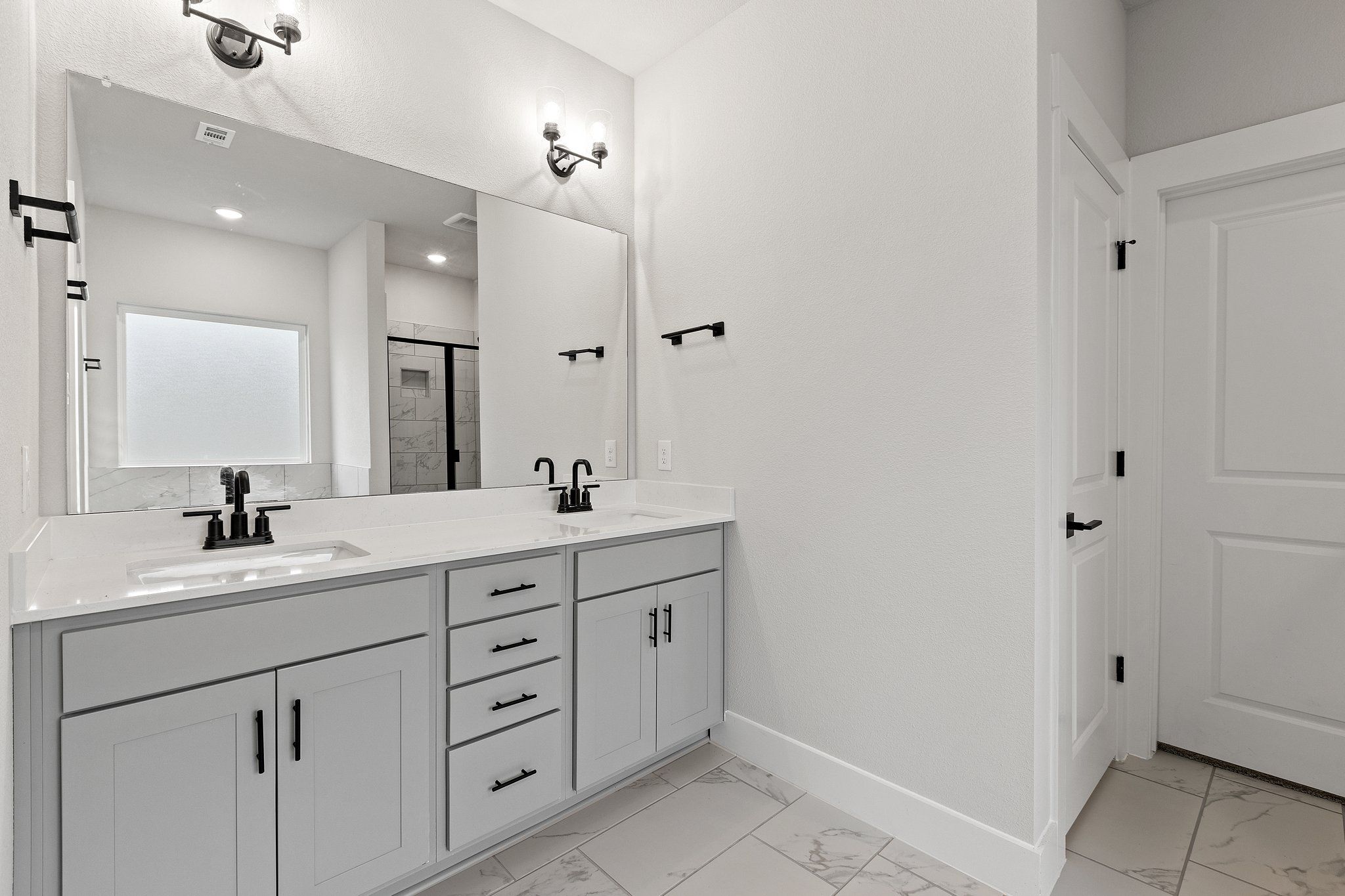 Image 15 of Davidson Homes' New Home at 215 Saddletree Drive