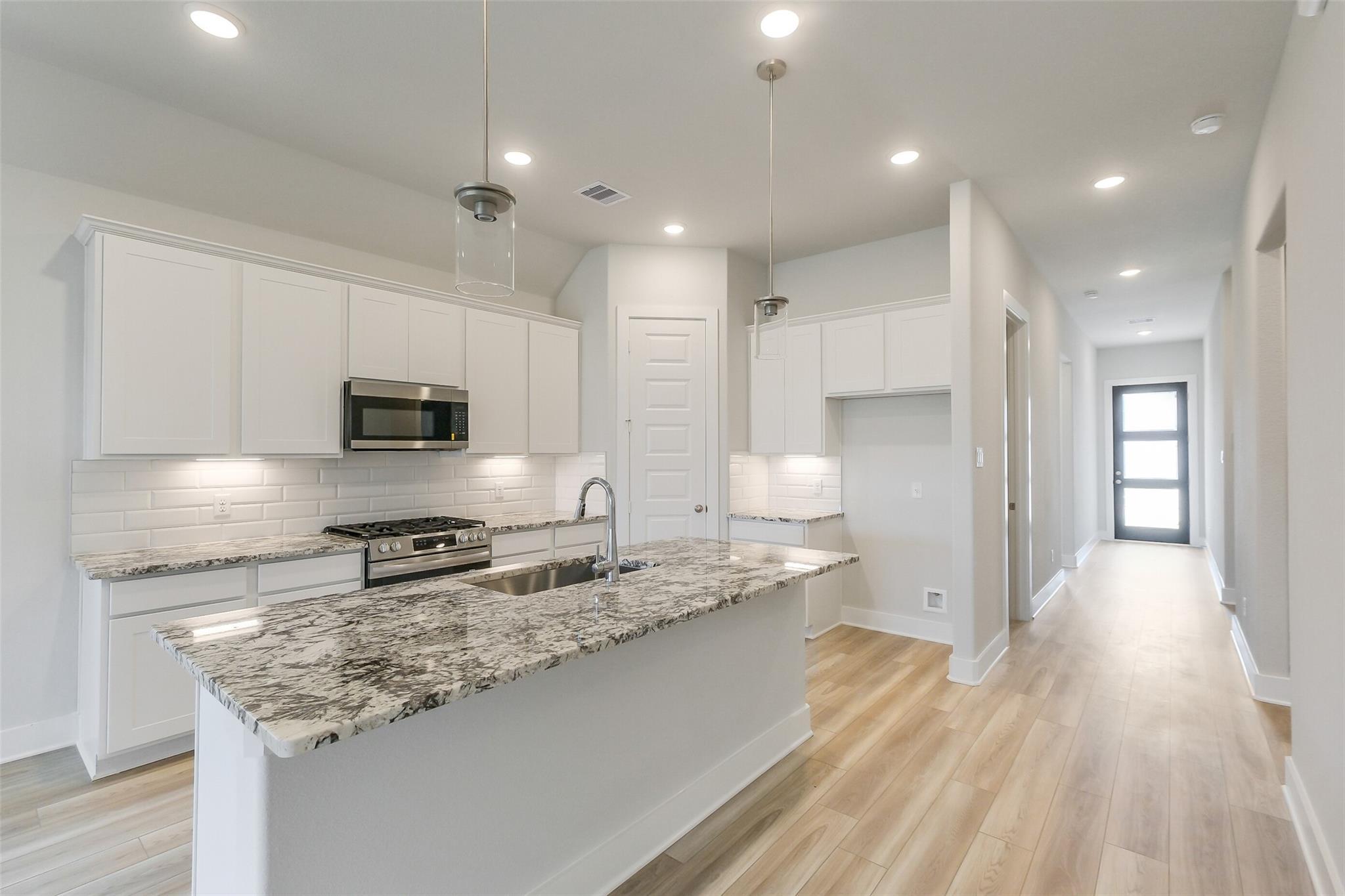 Image 2 of Davidson Homes' New Home at 2549 Allegretto Sea Drive