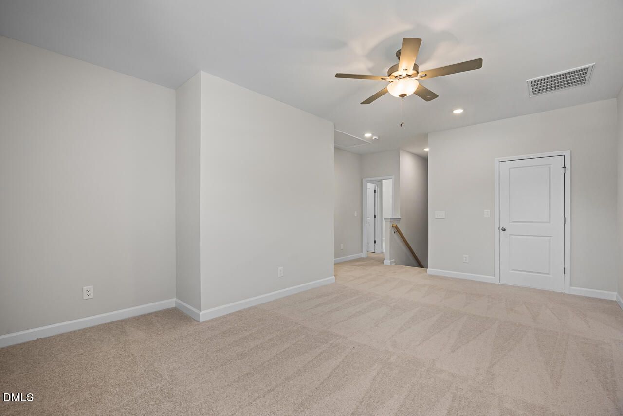 Image 23 of Davidson Homes' New Home at 203 Crop Road