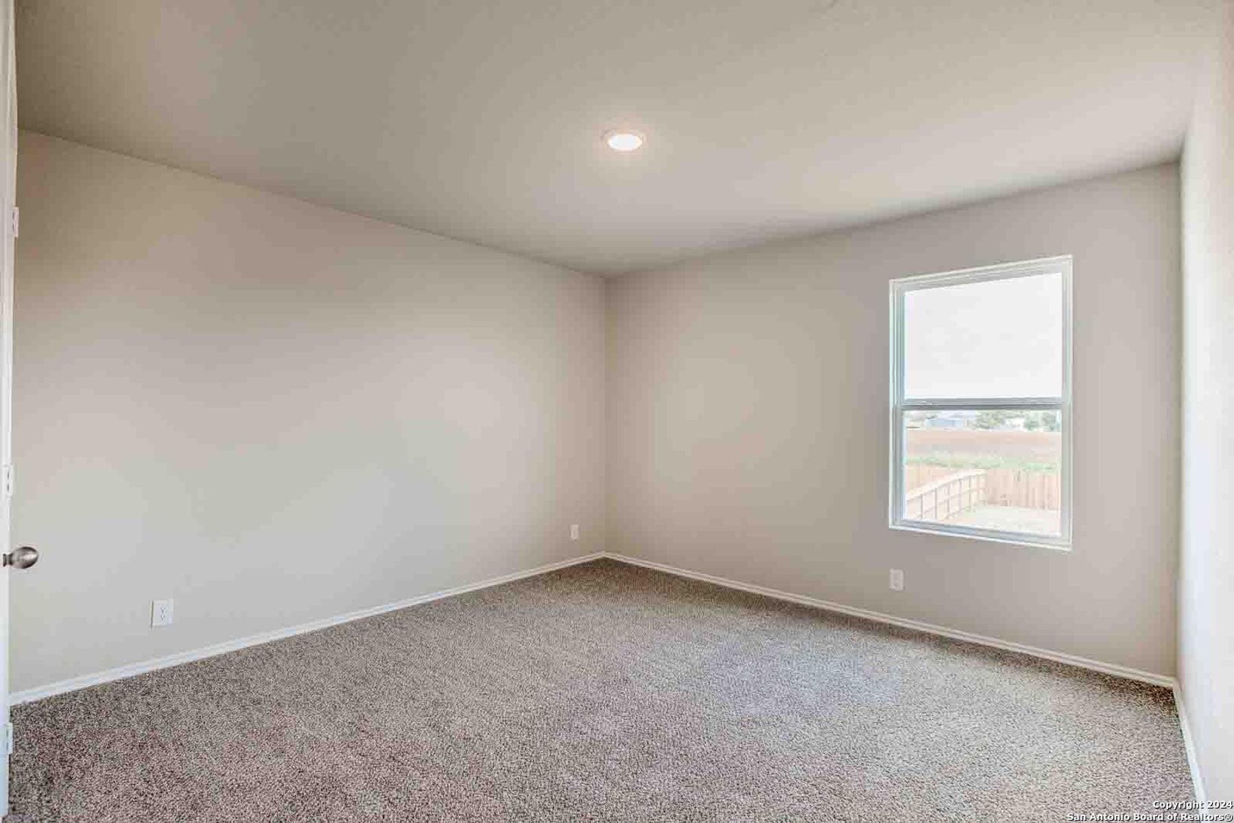 Image 32 of Davidson Homes' New Home at 304 Ivy Roads