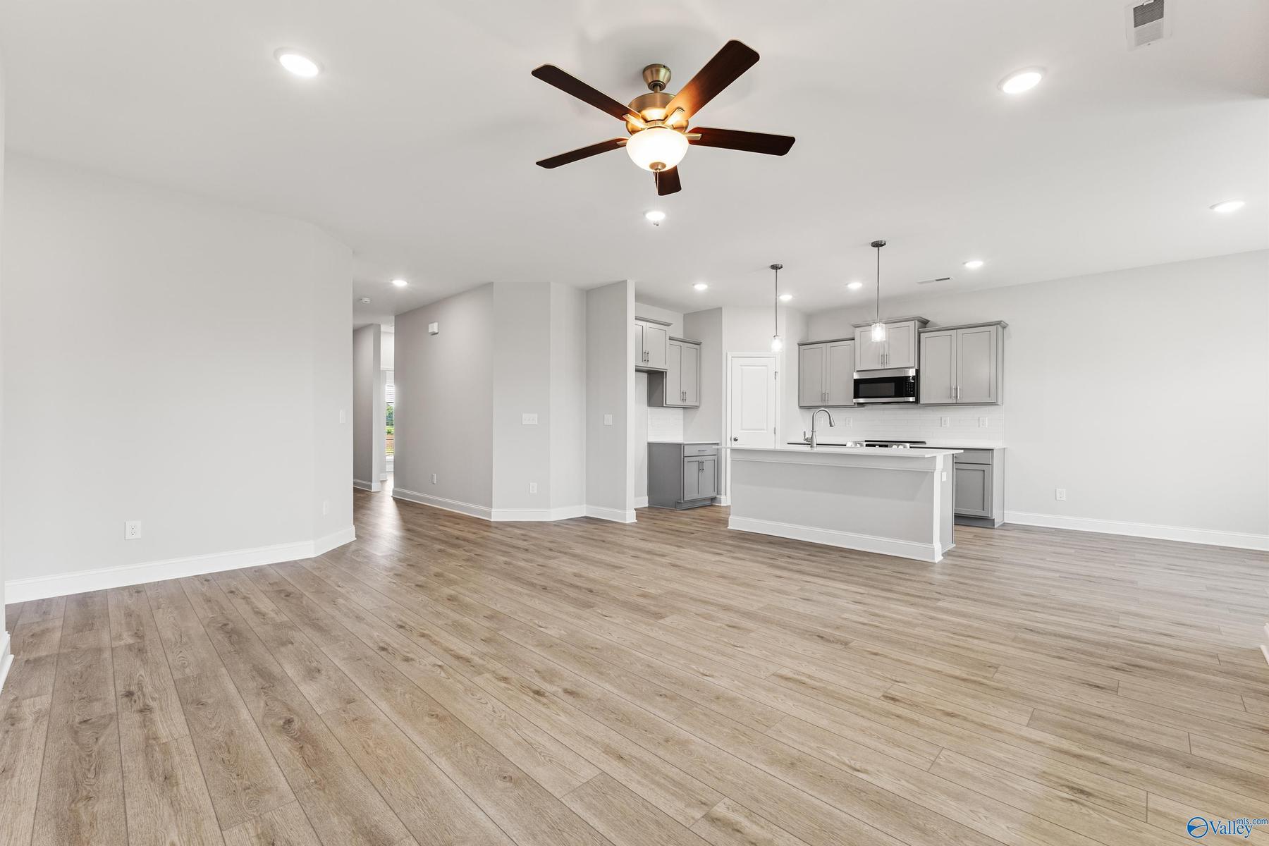 Image 9 of Davidson Homes' New Home at 307 Keller Drive