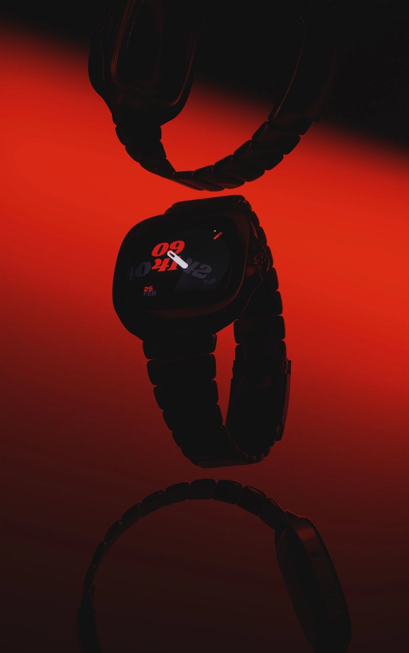 Grant Smartwatch