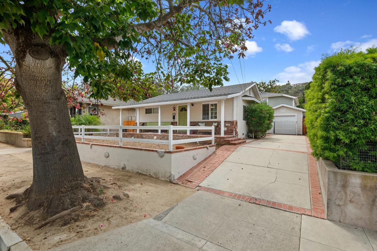 1318 Kowalski Avenue