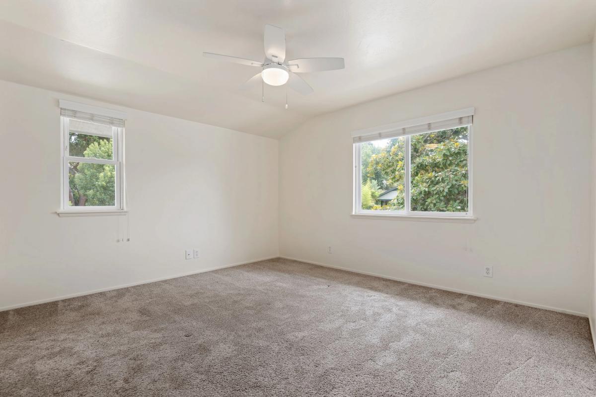 1318 Kowalski Avenue