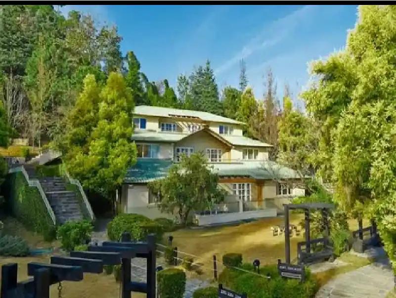  to Club Mahindra Binsar Taxi Package