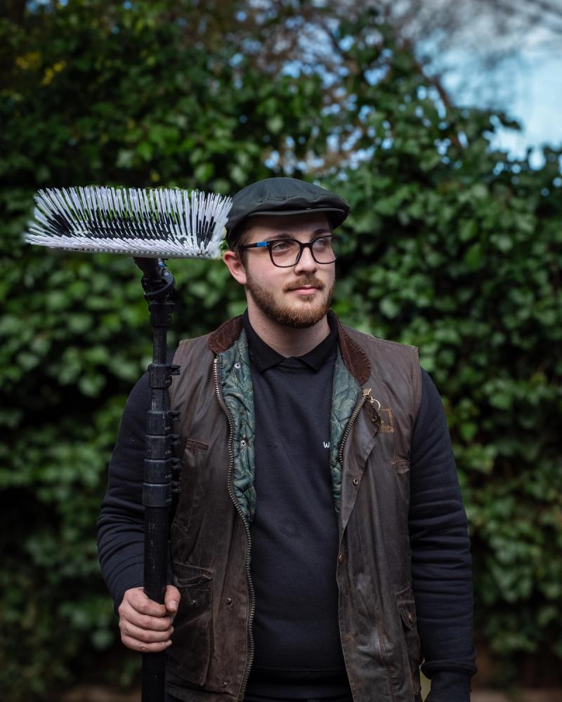 What to Look for When Choosing a Window Cleaner