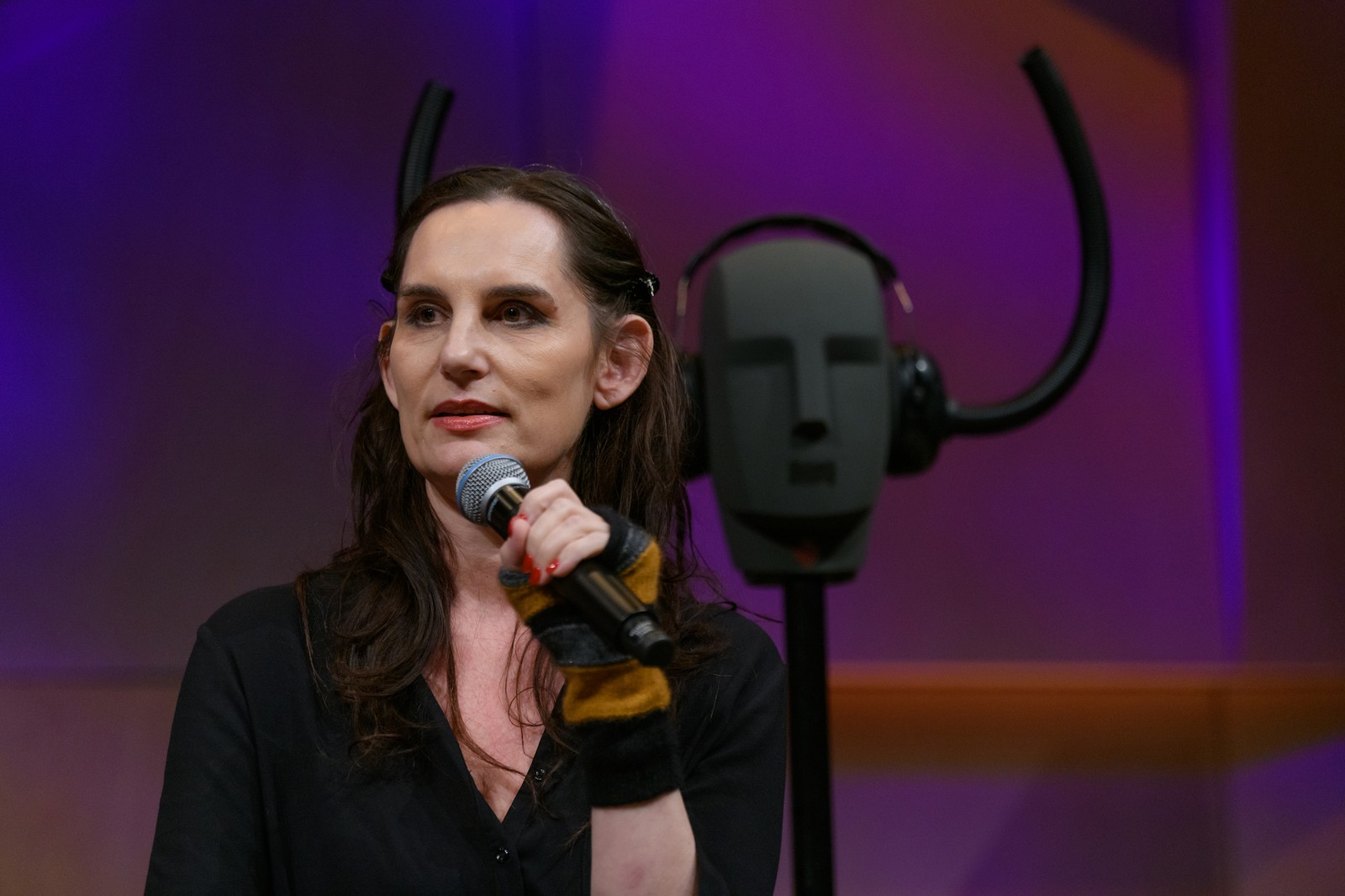 Listening Acts Conversation (Gallery)