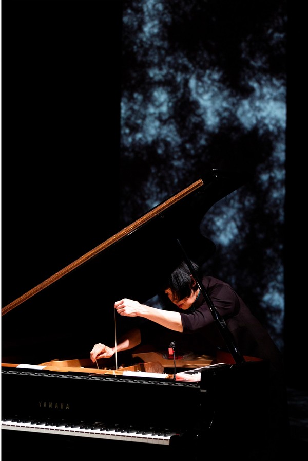 Dragon Ladies Don't Weep (Gallery)