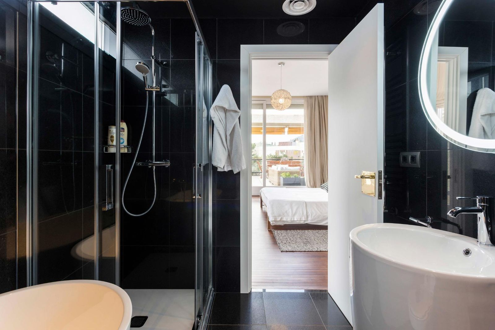 Ático de 4 dormitorios, 4 baños y 350m² en alquiler en Pedralbes, Barcelona - foto 53 de 89