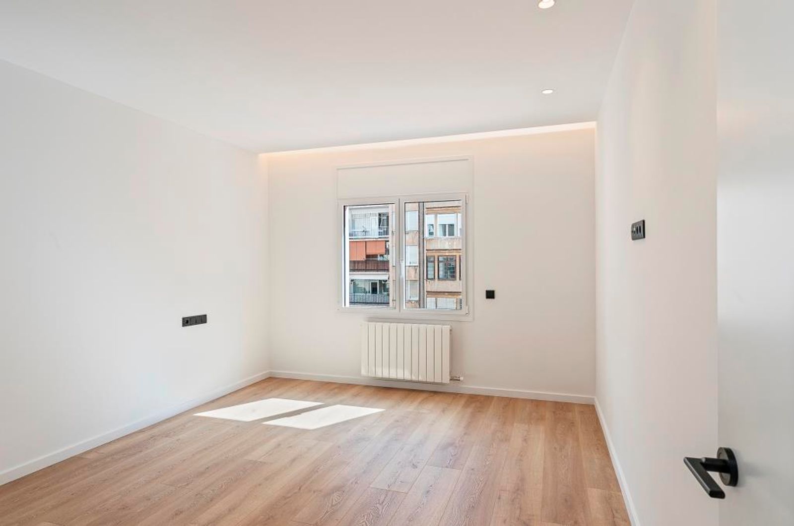 Piso de 4 dormitorios, 2 baños y 152m² en venta en Les Corts, Barcelona - foto 27 de 43