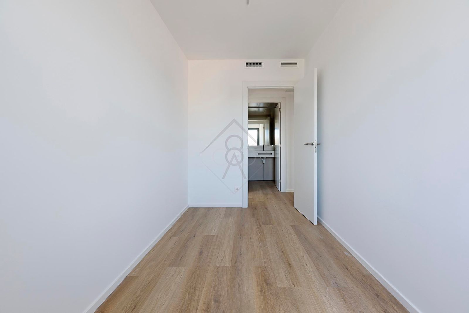 Piso de 3 dormitorios, 2 baños y 80m² en venta en Abrera - foto 28 de 41