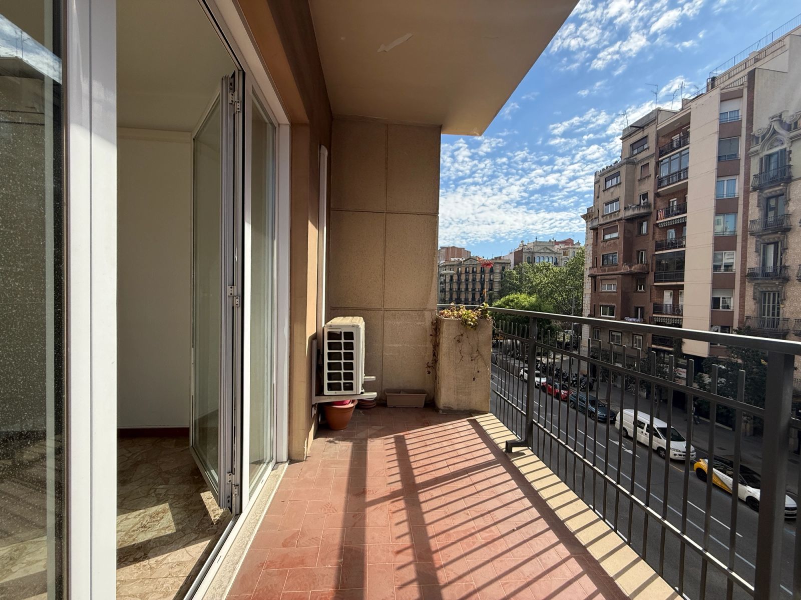 Piso de 4 dormitorios, 2 baños y 96m² en venta en Eixample, Barcelona - foto 21 de 30