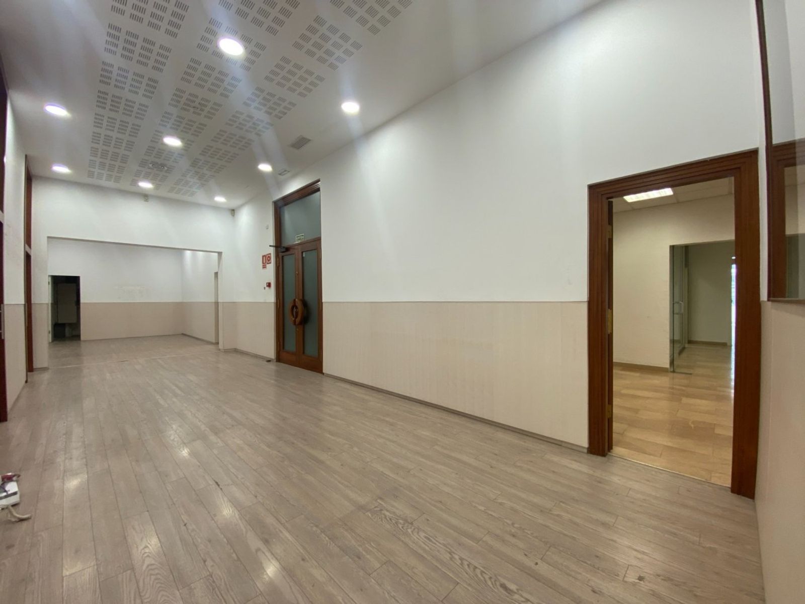 Oficina de 4 baños y 754m² en alquiler en Eixample, Barcelona - foto 7 de 30