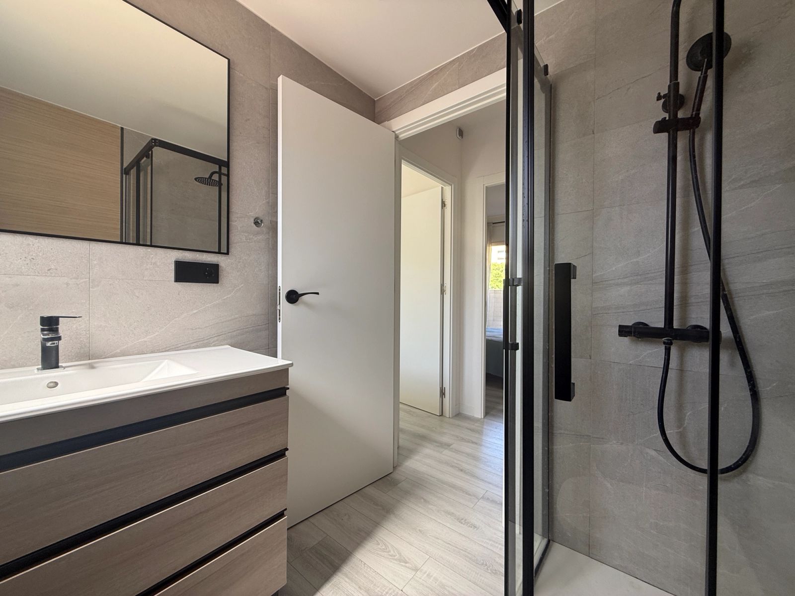 Piso de 3 dormitorios, 1 baños y 76m² en venta en Sant Gervasi, Barcelona - foto 25 de 29