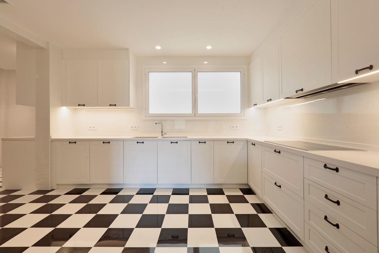 Apartamento de 6 dormitorios, 6 baños y 600m² en venta en Turó Park, Barcelona - foto 19 de 50