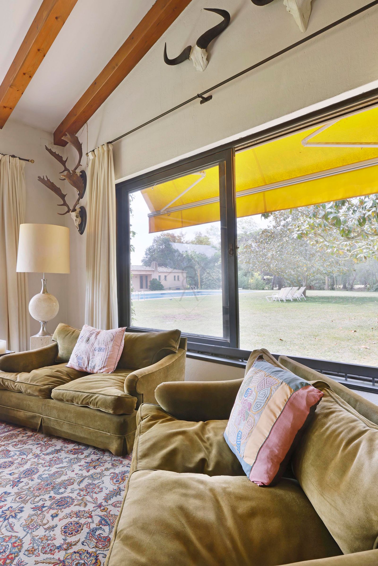 6-bedroom, 6-bathroom 1613m² villa for sale in Mont-Ras, Mont-ras - photo 5 of 35