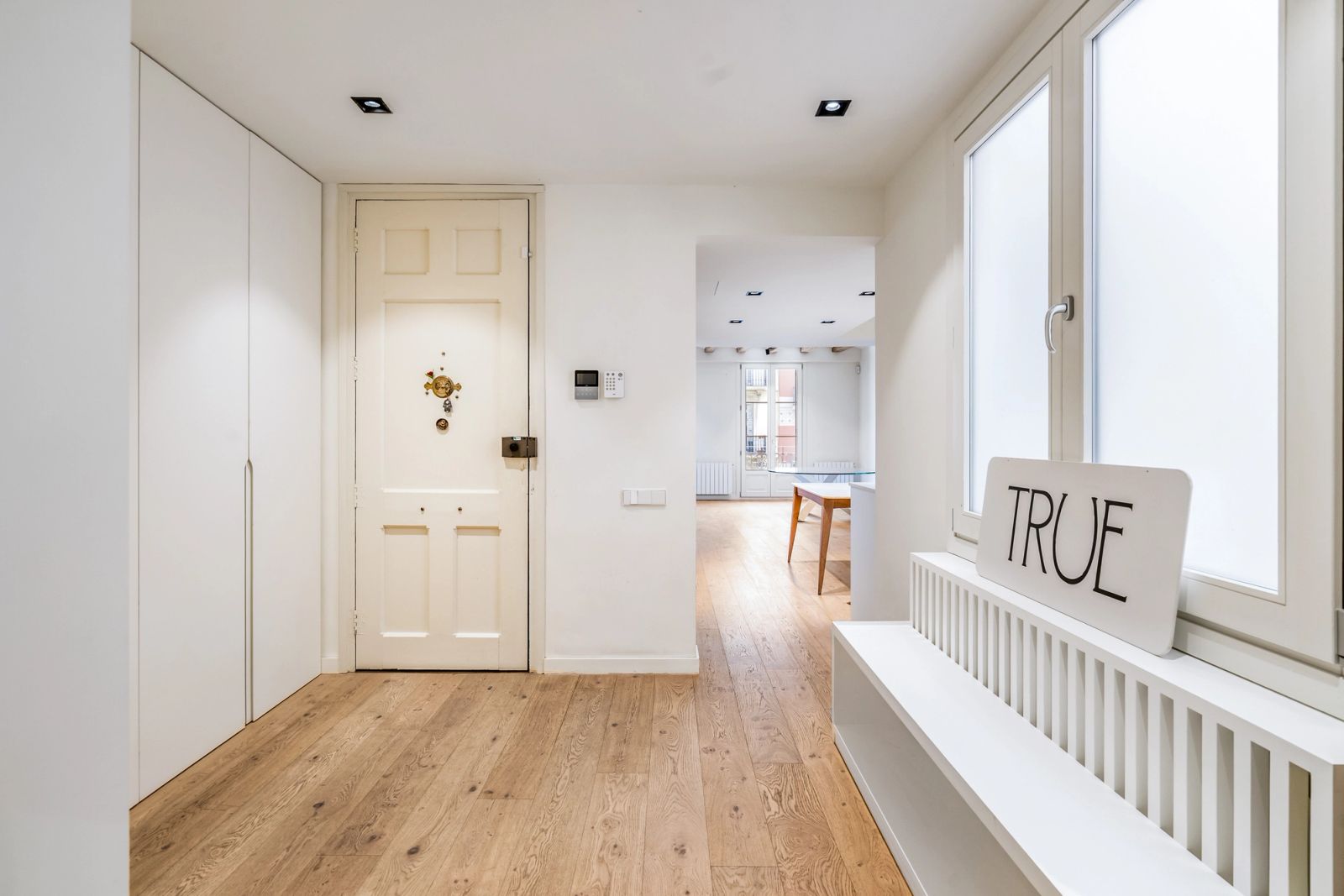 Piso de 3 dormitorios, 3 baños y 146m² en venta en Eixample, Barcelona - foto 16 de 40