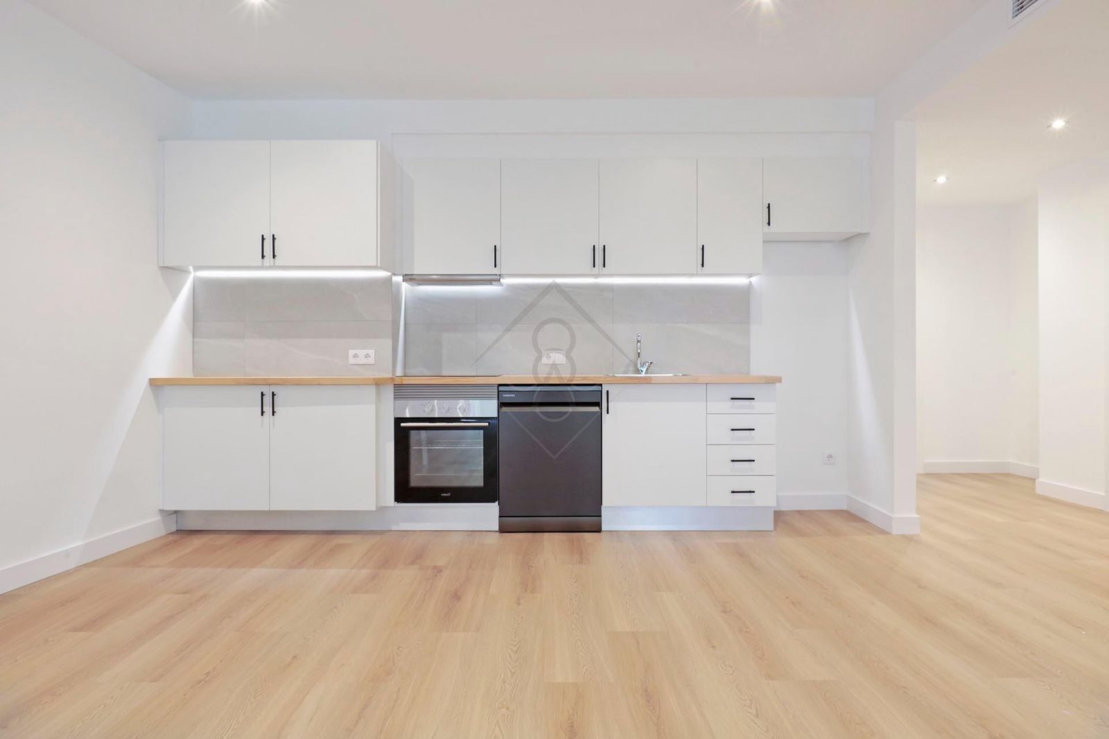 Apartamento de 4 dormitorios, 2 baños y 150m² en venta en Bonanova, Barcelona - foto 9 de 30